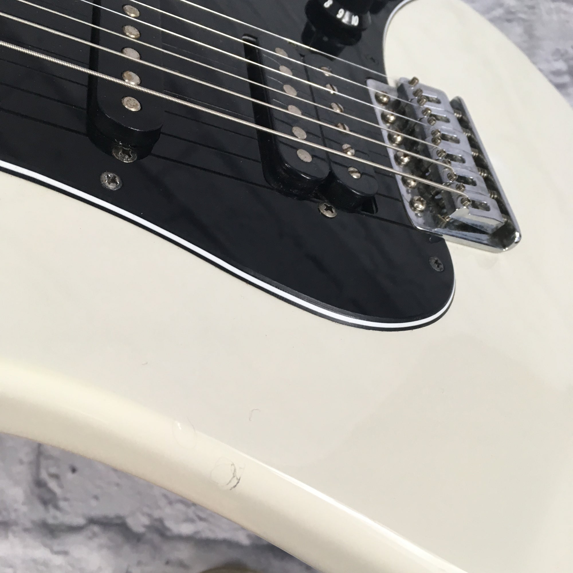 Yamaha RGZ 112P Electric Guitar - Evolution Music
