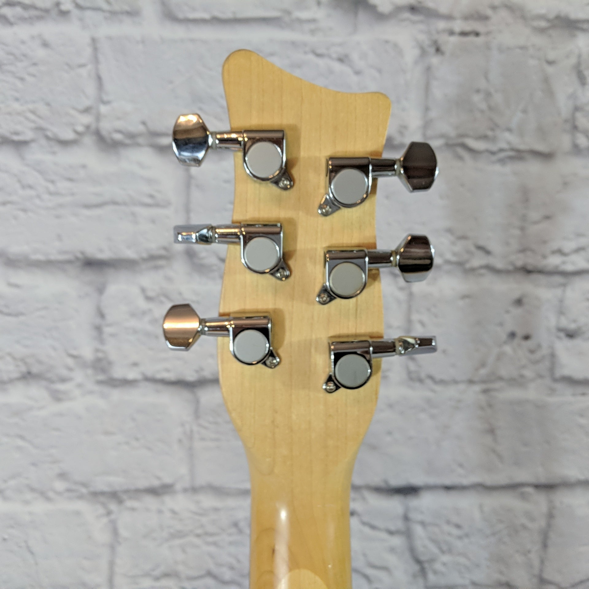 Danelectro Innuendo DanoBlaster Electric Guitar with Built in Effects - Midnight Blue Sparkle