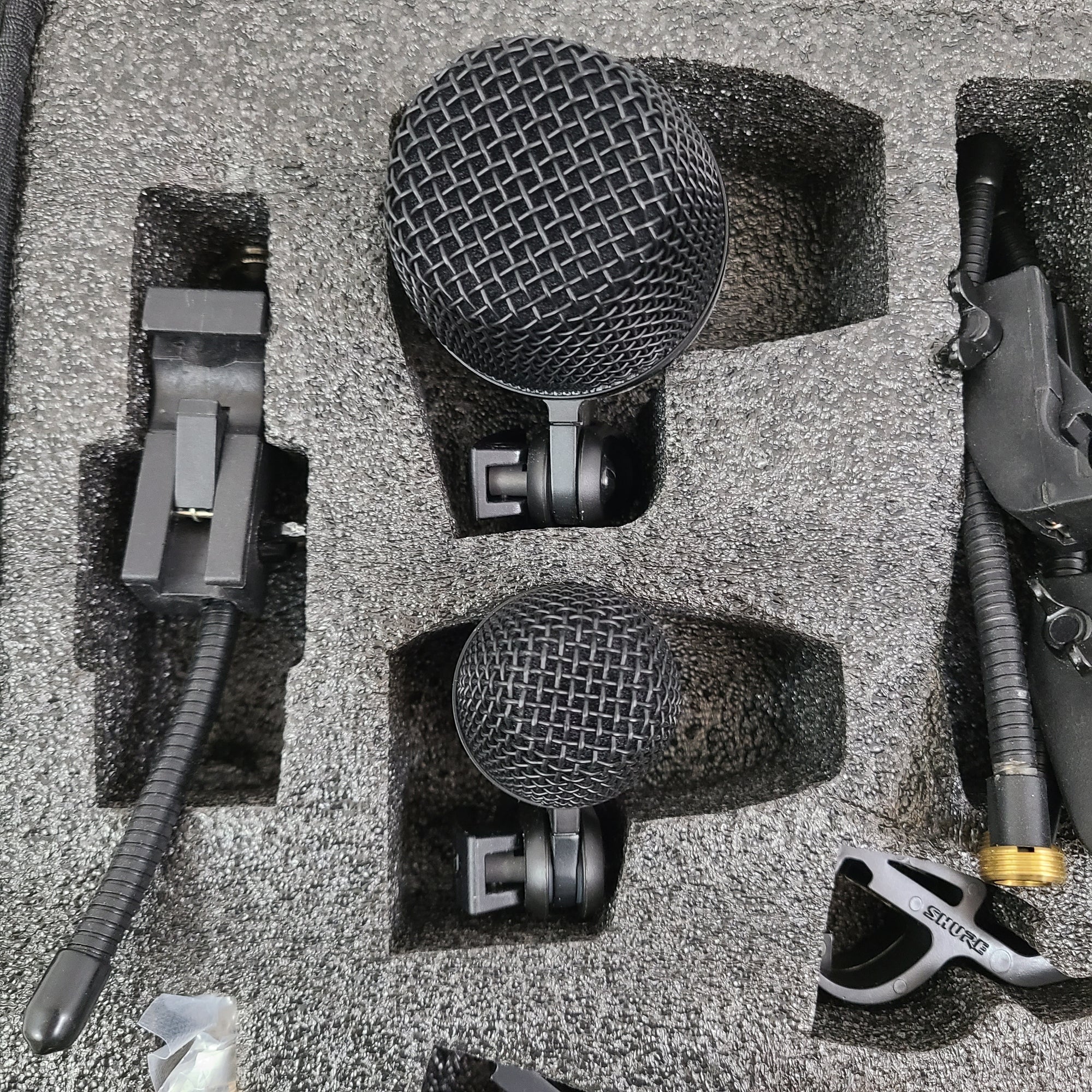Shure PA56 (3) PGA52(1) Drum Mic Set