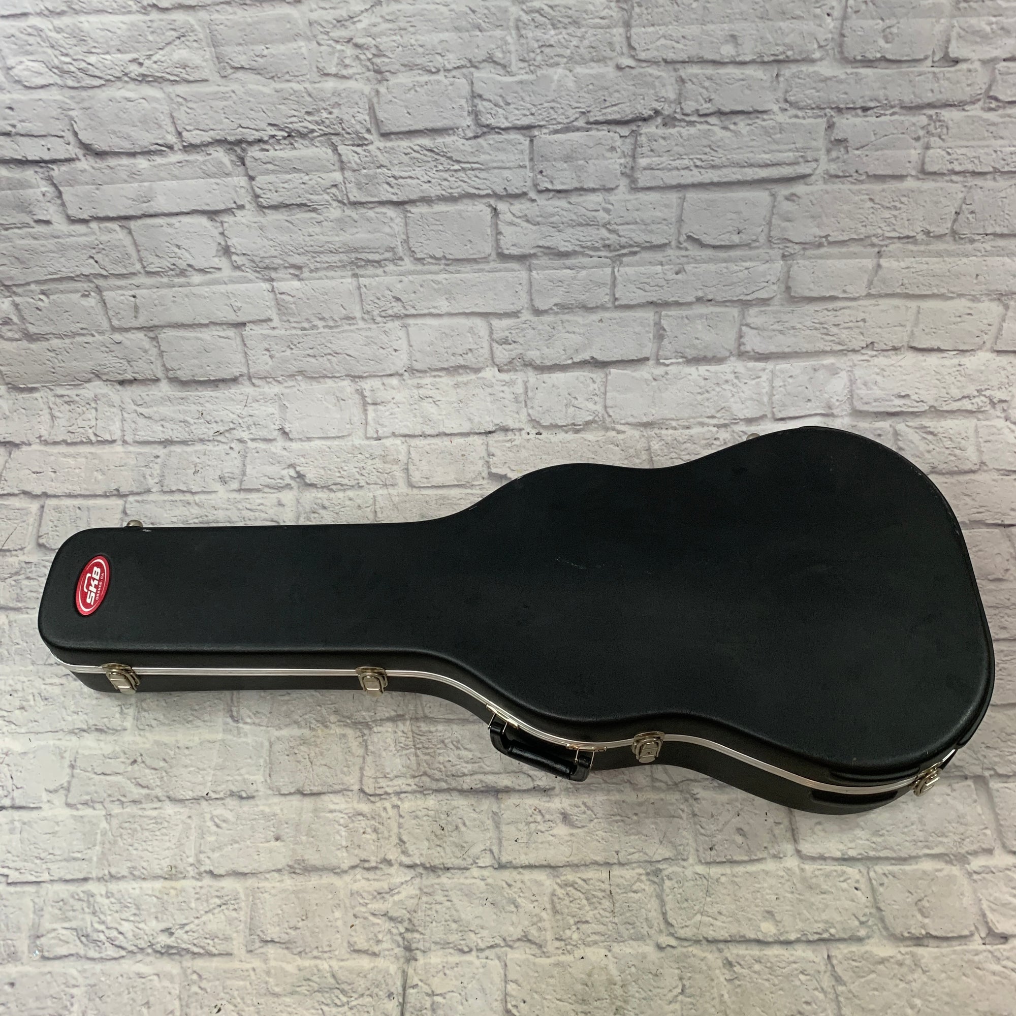SKB Dreadnought Acoustic Hard Case