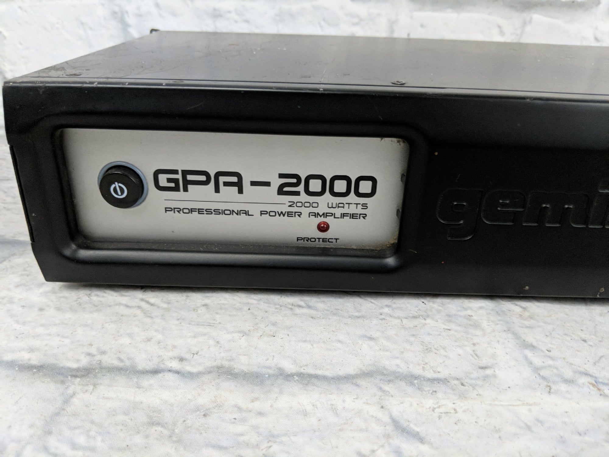 Gemini GPA-2000 2000 Watt Power Amp