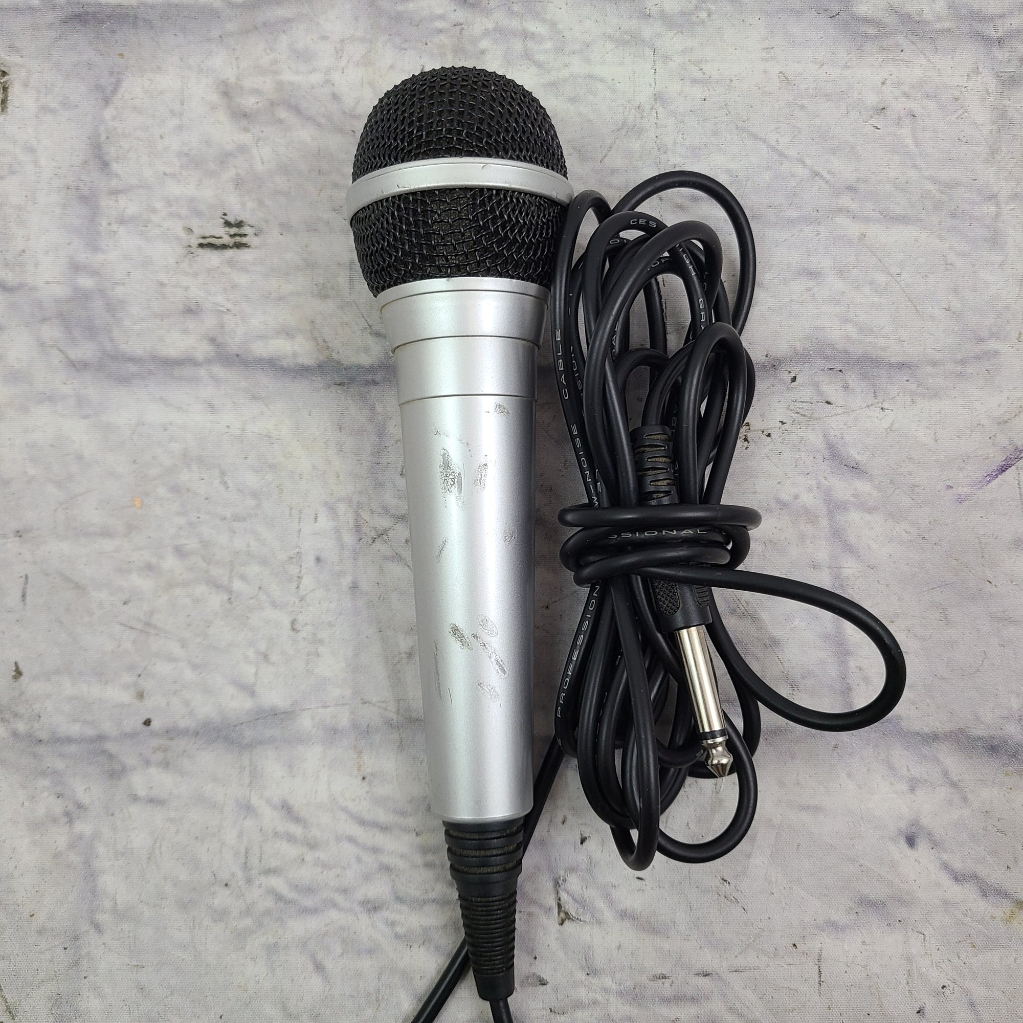 Unknown Dynamic Mic Microphone