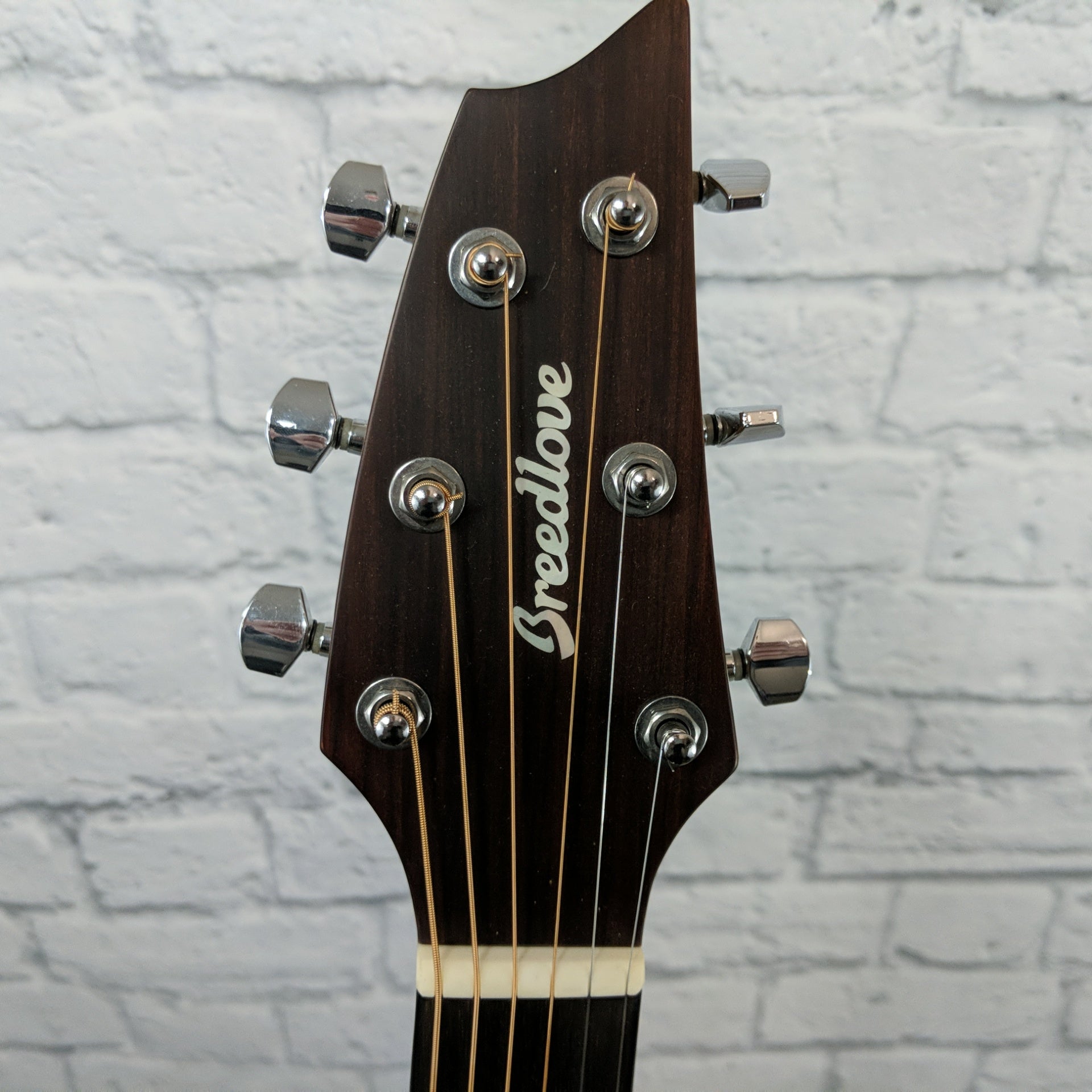 2018 Breedlove Pursuit Concert CE SS Acoustic Electric