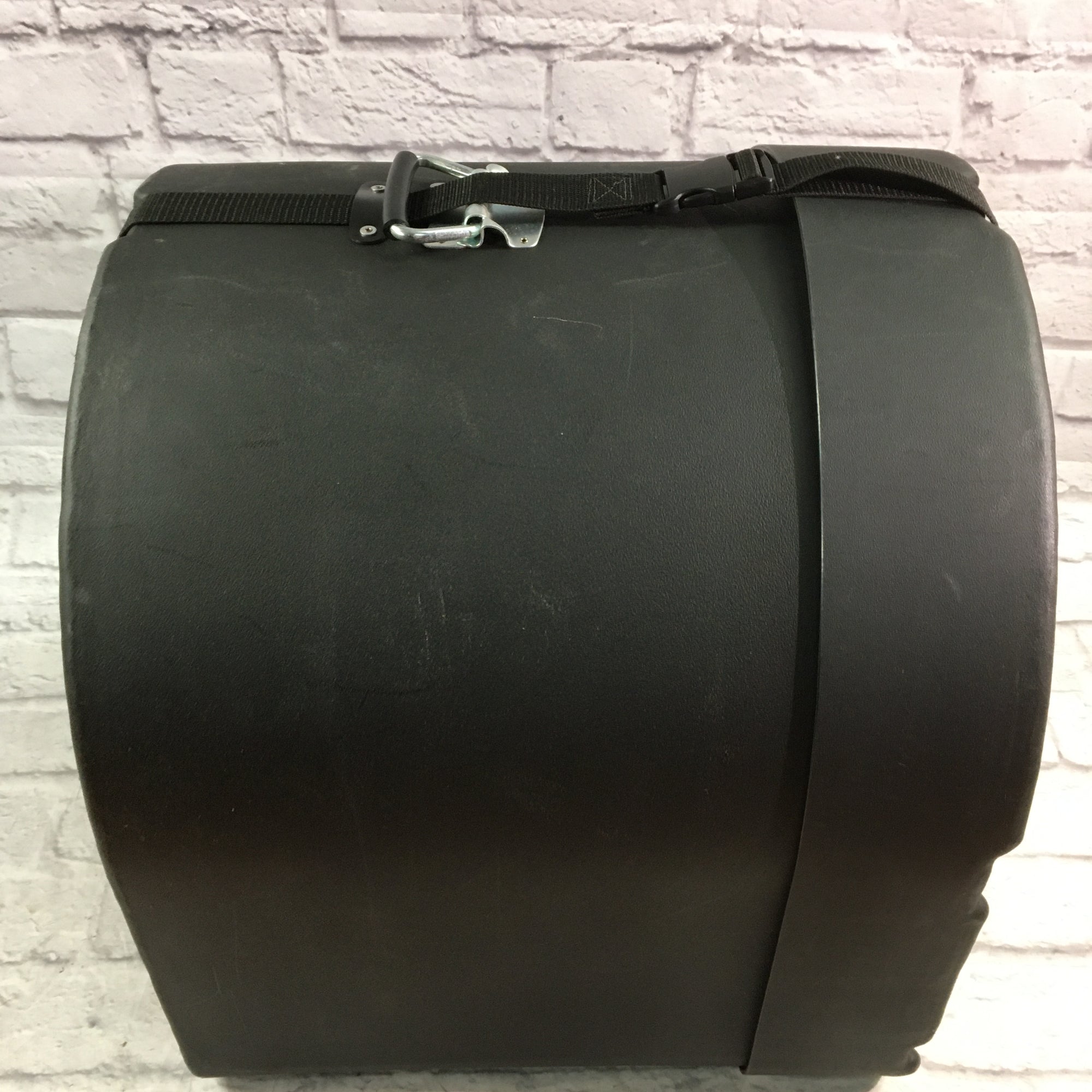 Gator Protechtor 18 Hard Shell Drum Case
