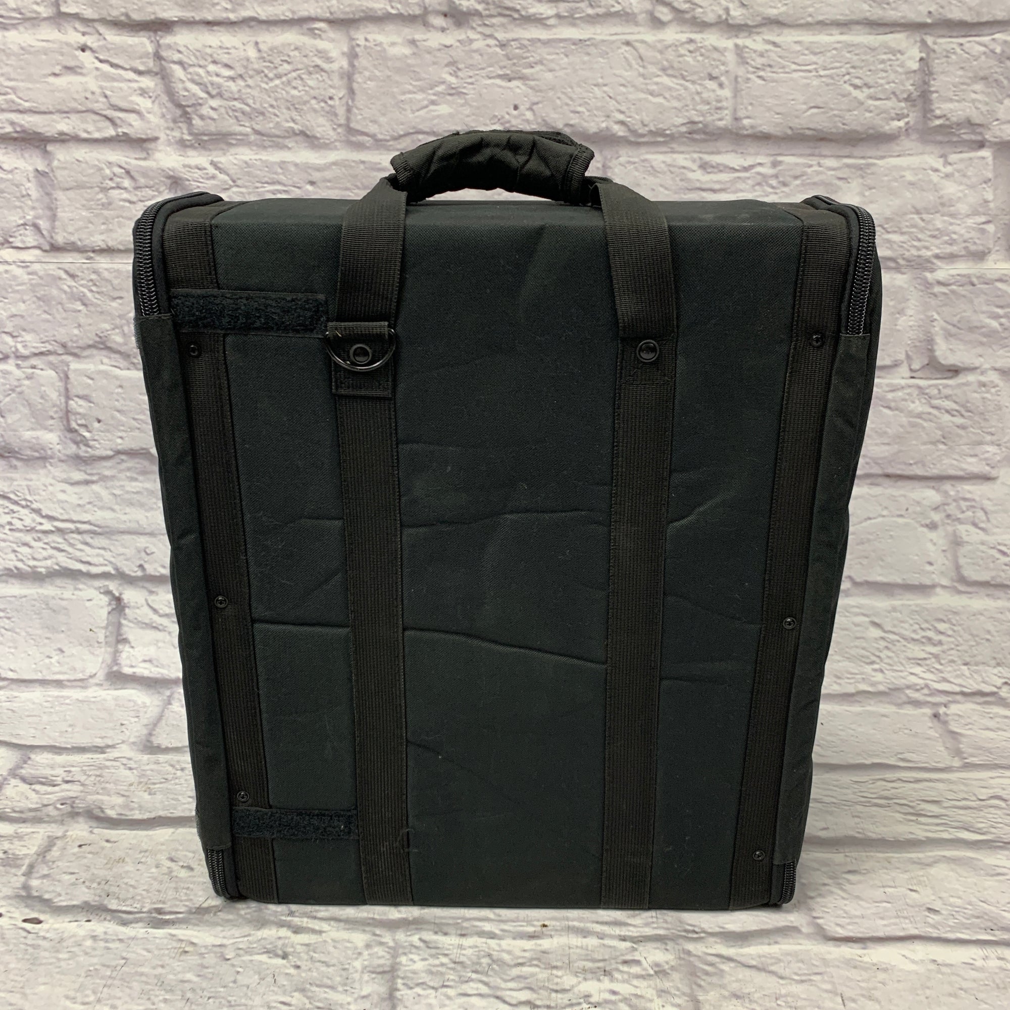 SKB 1SKB-SC192U 2U Soft Rack Case - Evolution Music
