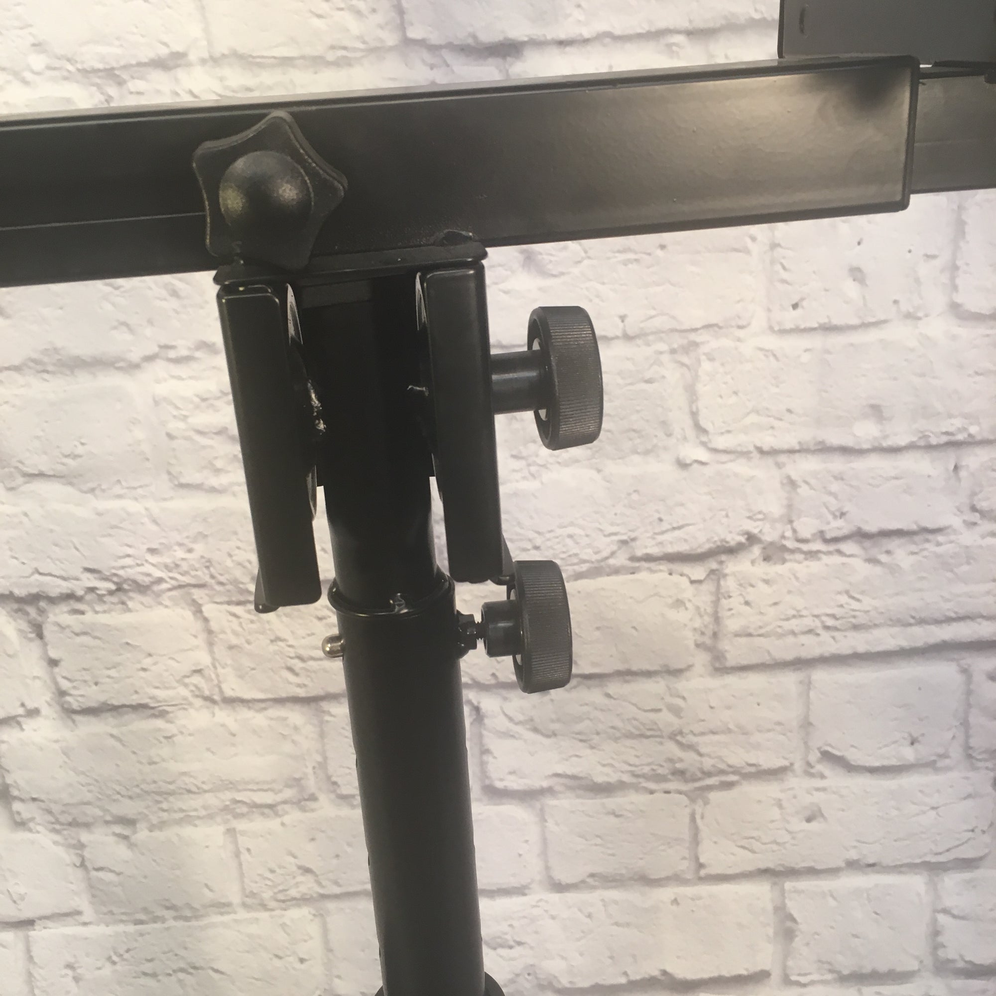 On-Stage MIX400 Autolocator Mixer Laptop Stand w/ Casters
