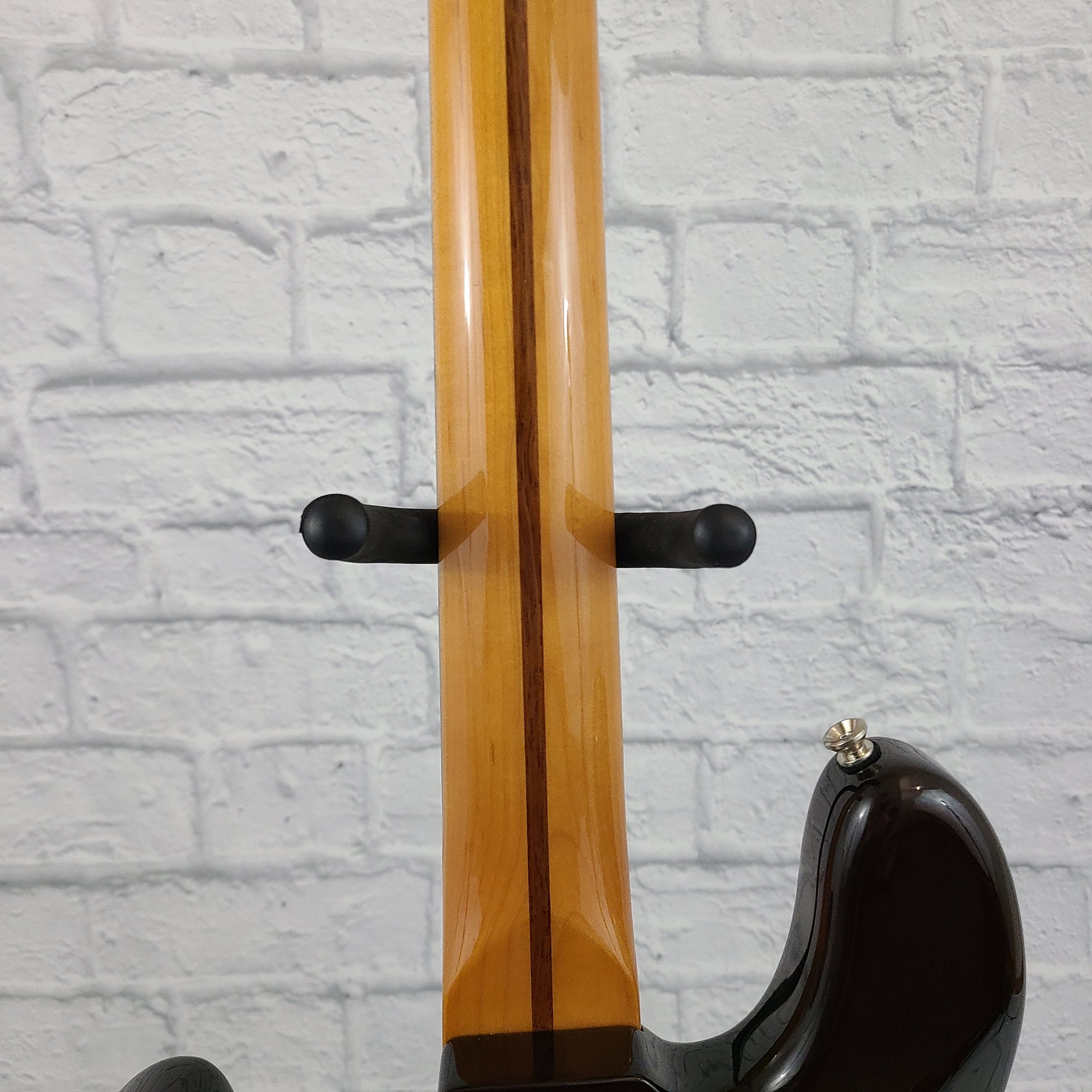 Squier Classic Vibe '70s Precision Bass - Walnut