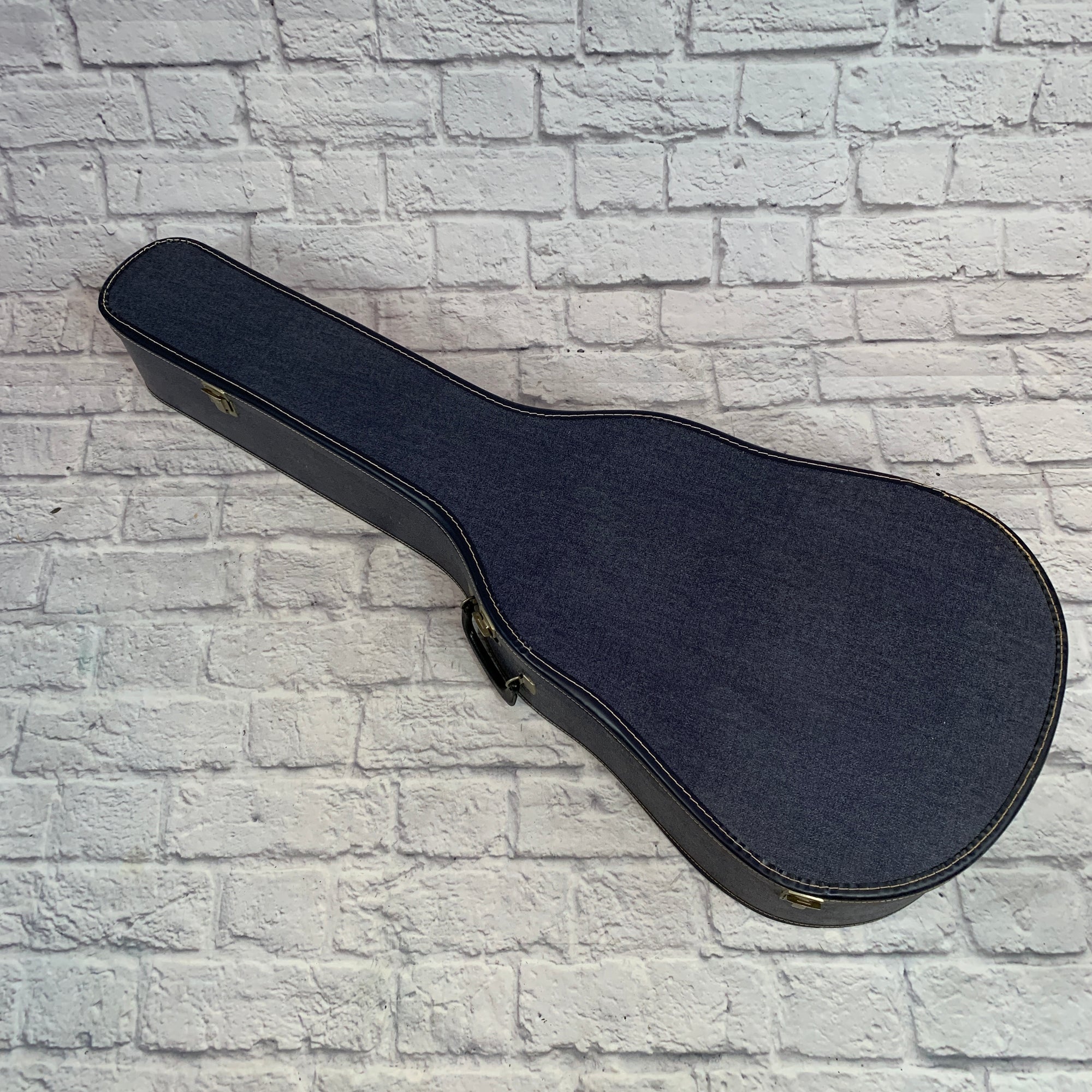 Alvarez Regent 5210 Acoustic Guitar
