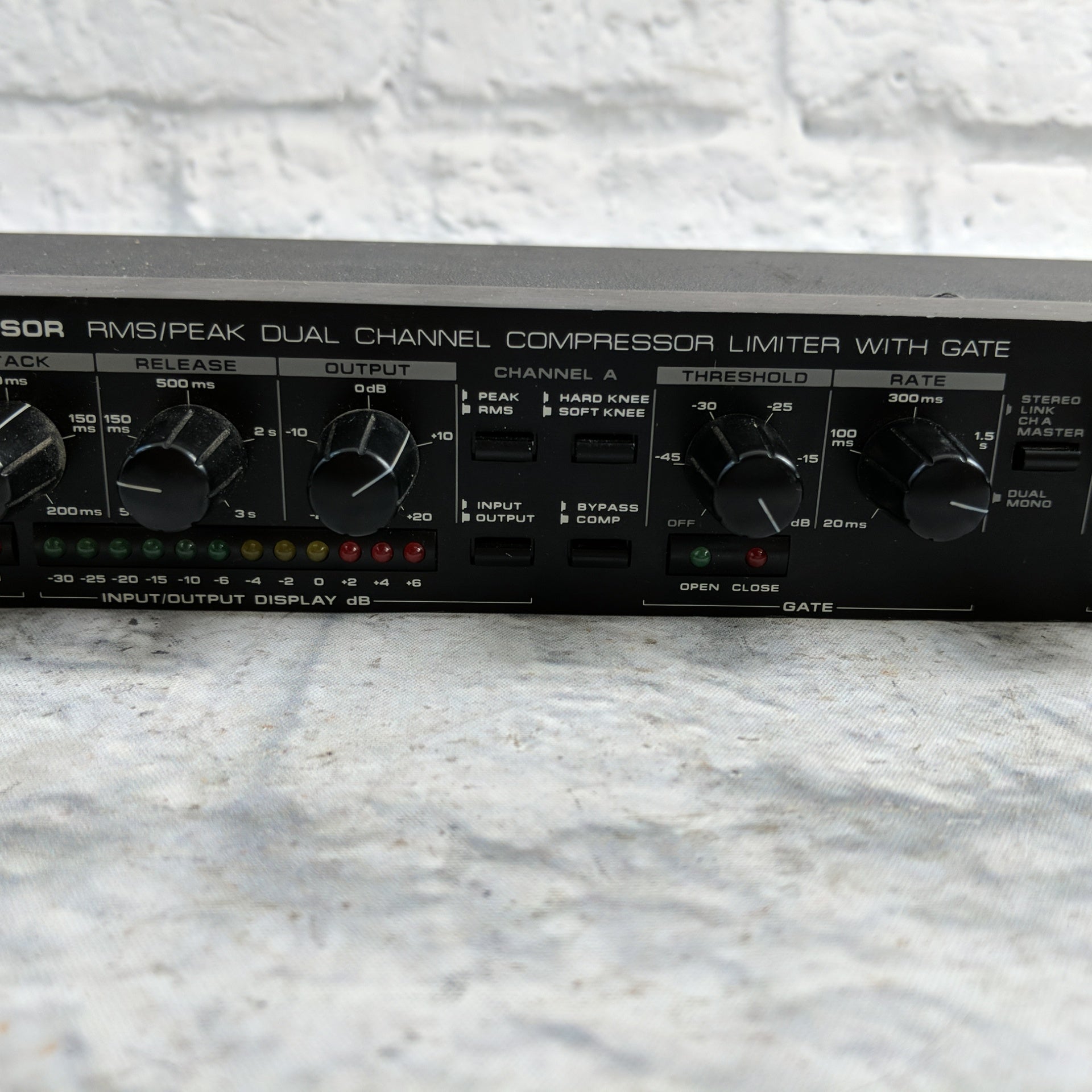 Alesis 3630 Compressor Limiter with Gate
