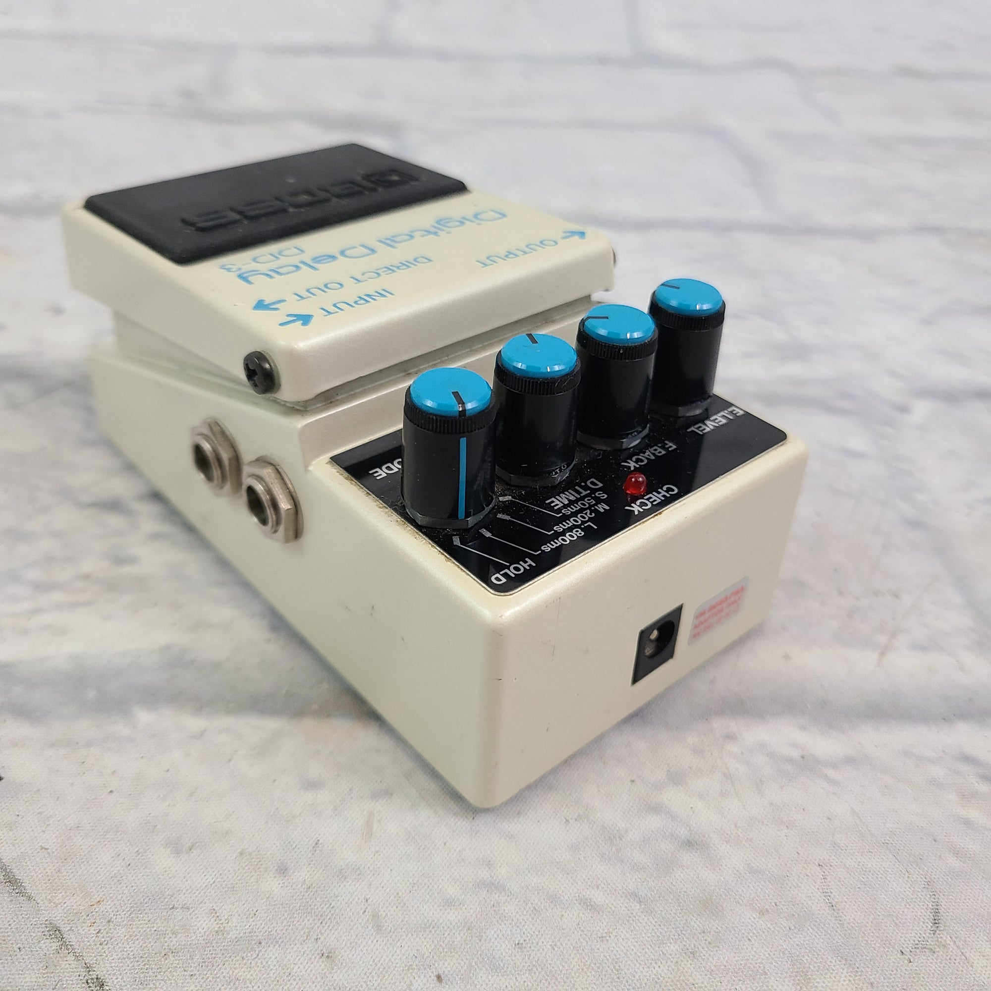 dd3 delay pedal Boss DD-3 Digital Delay Pedal (Blue Label Japan, Square Chip)