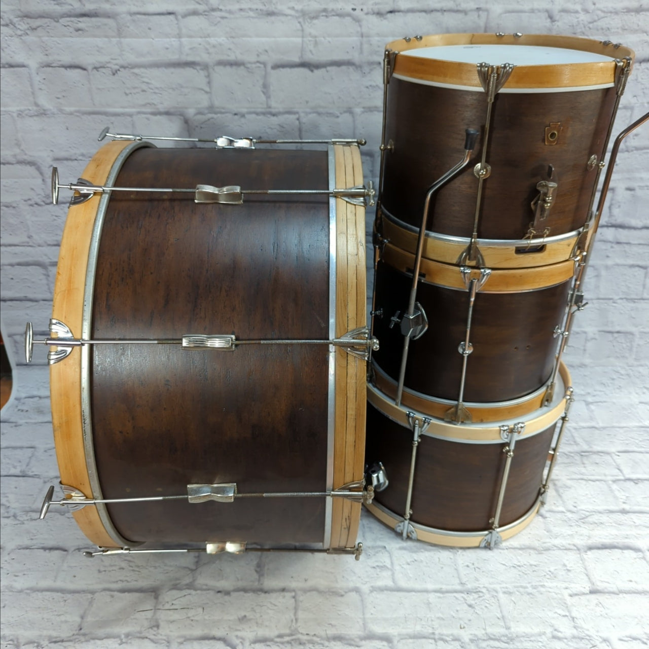 Ludwig Vintage 4pc Kit 28 14 14 16 1940s?