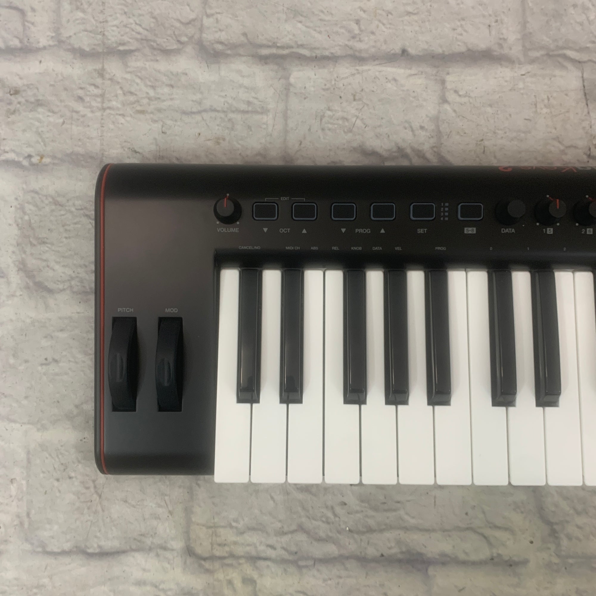 IRig Keys 2Pro Midi Controller