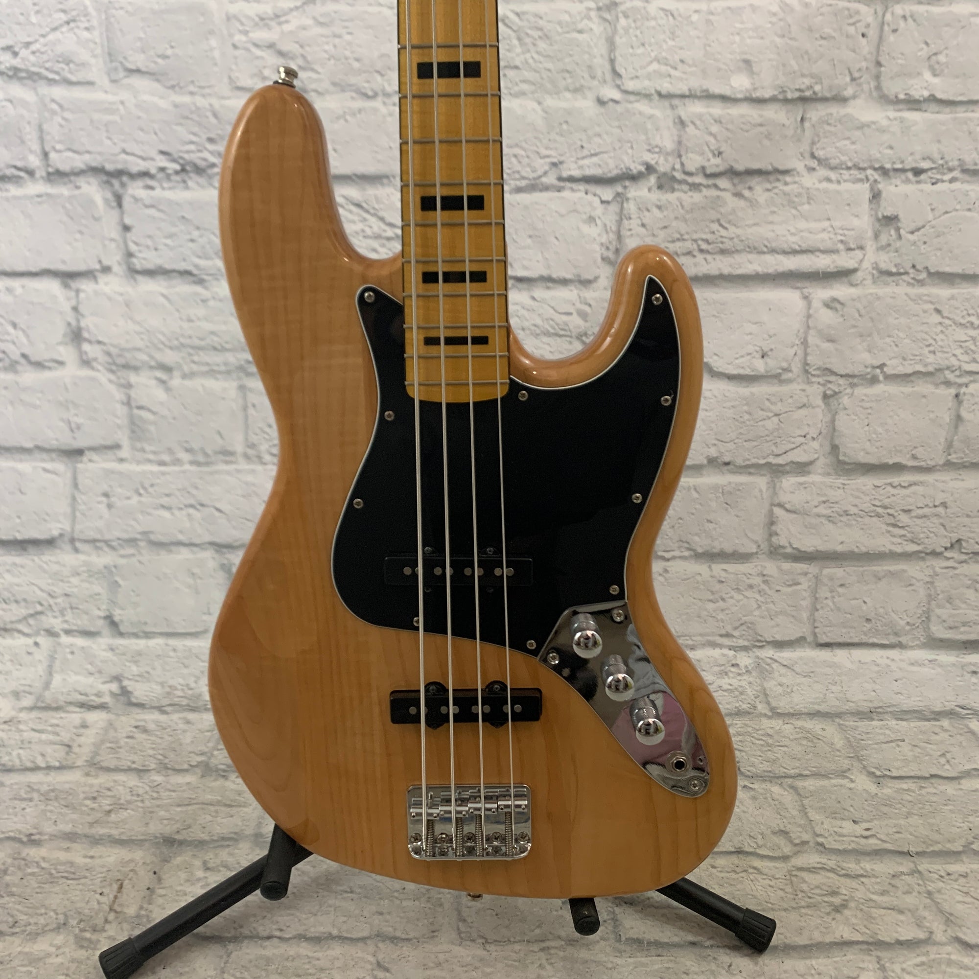 Squier Vintage Modified Jazz Bass Body w/ VM P-Bass Neck 4 String Bass - Butterscotch