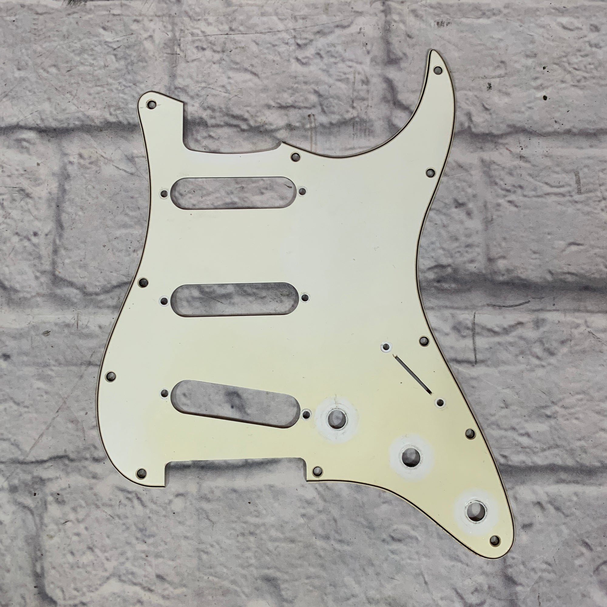 3 Single Coil Pickguard White