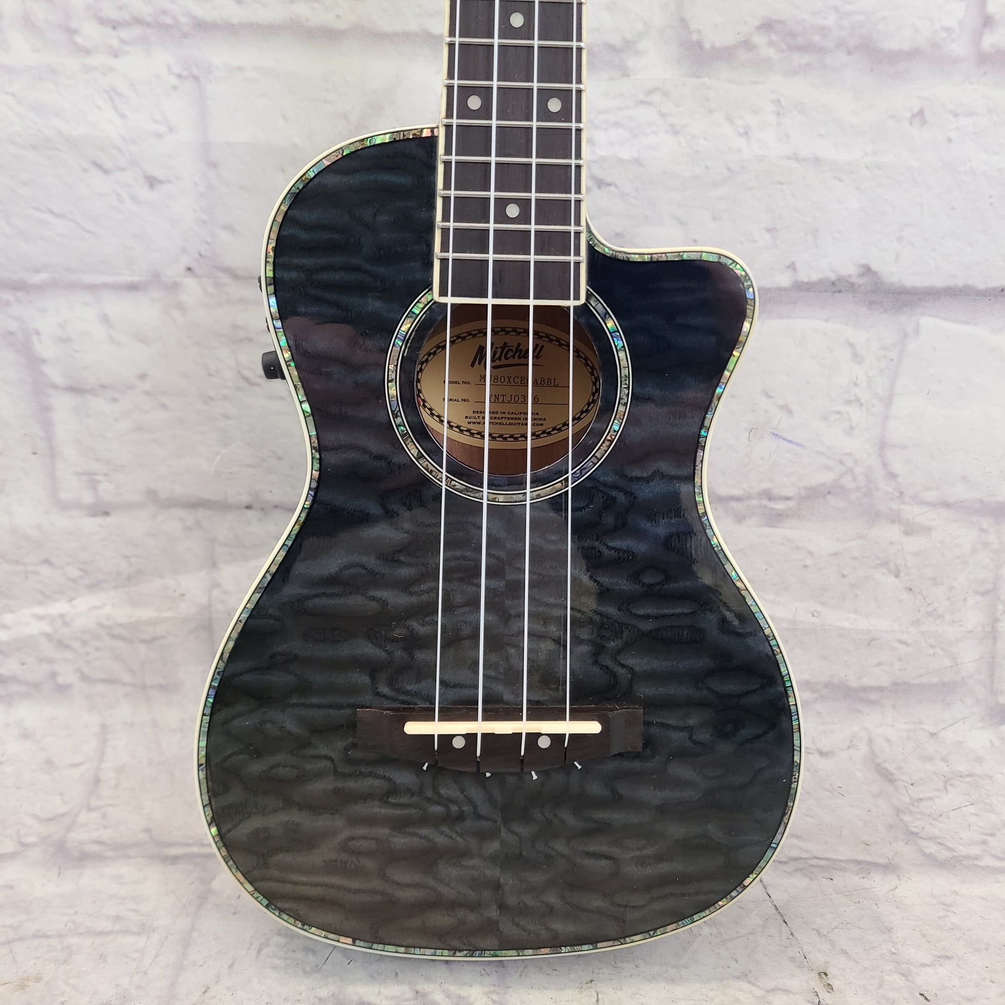 Mitchell MU80X Ukulele