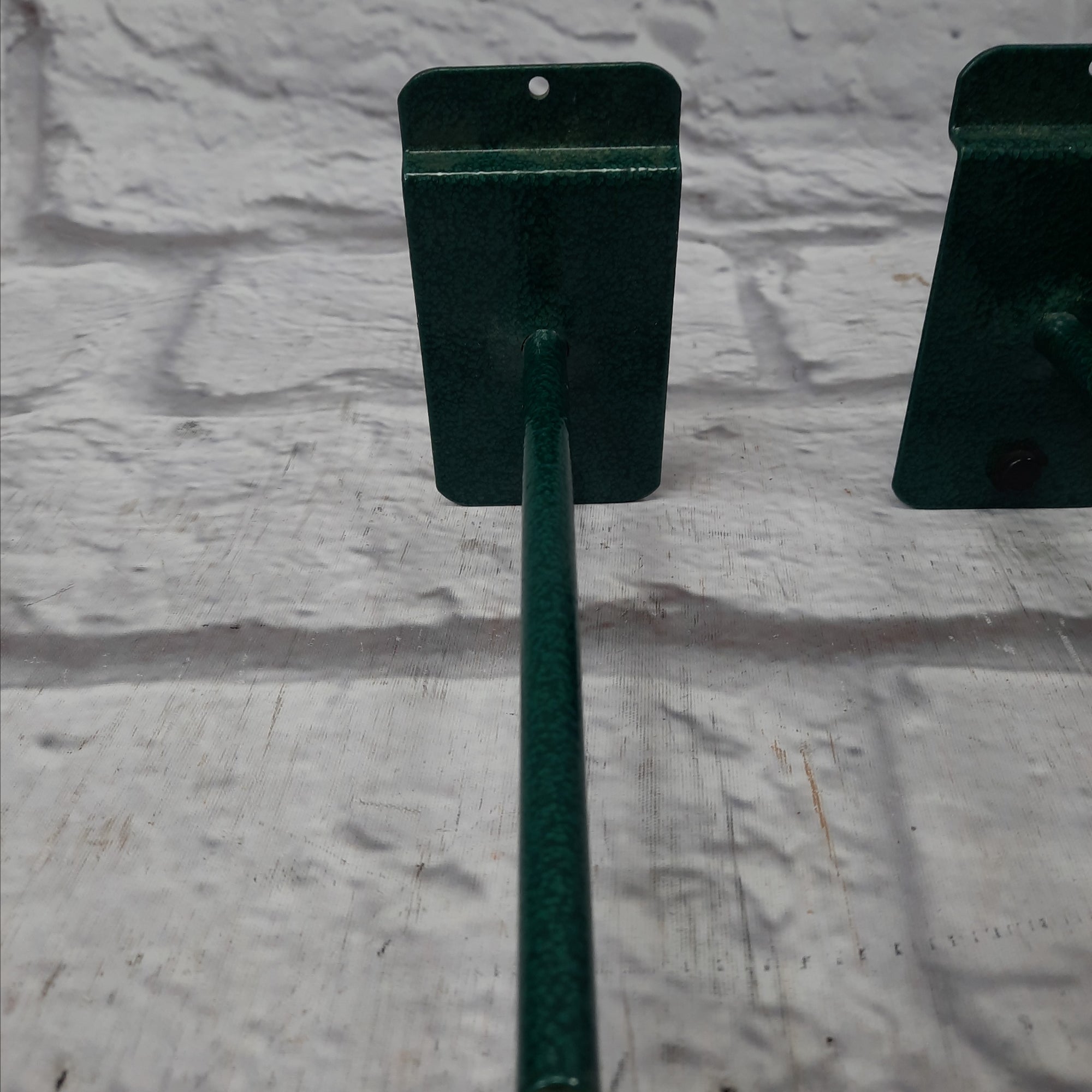String Swing Guitar Slat Wall Hanger Green Stem Full Rotation (4 Pack)