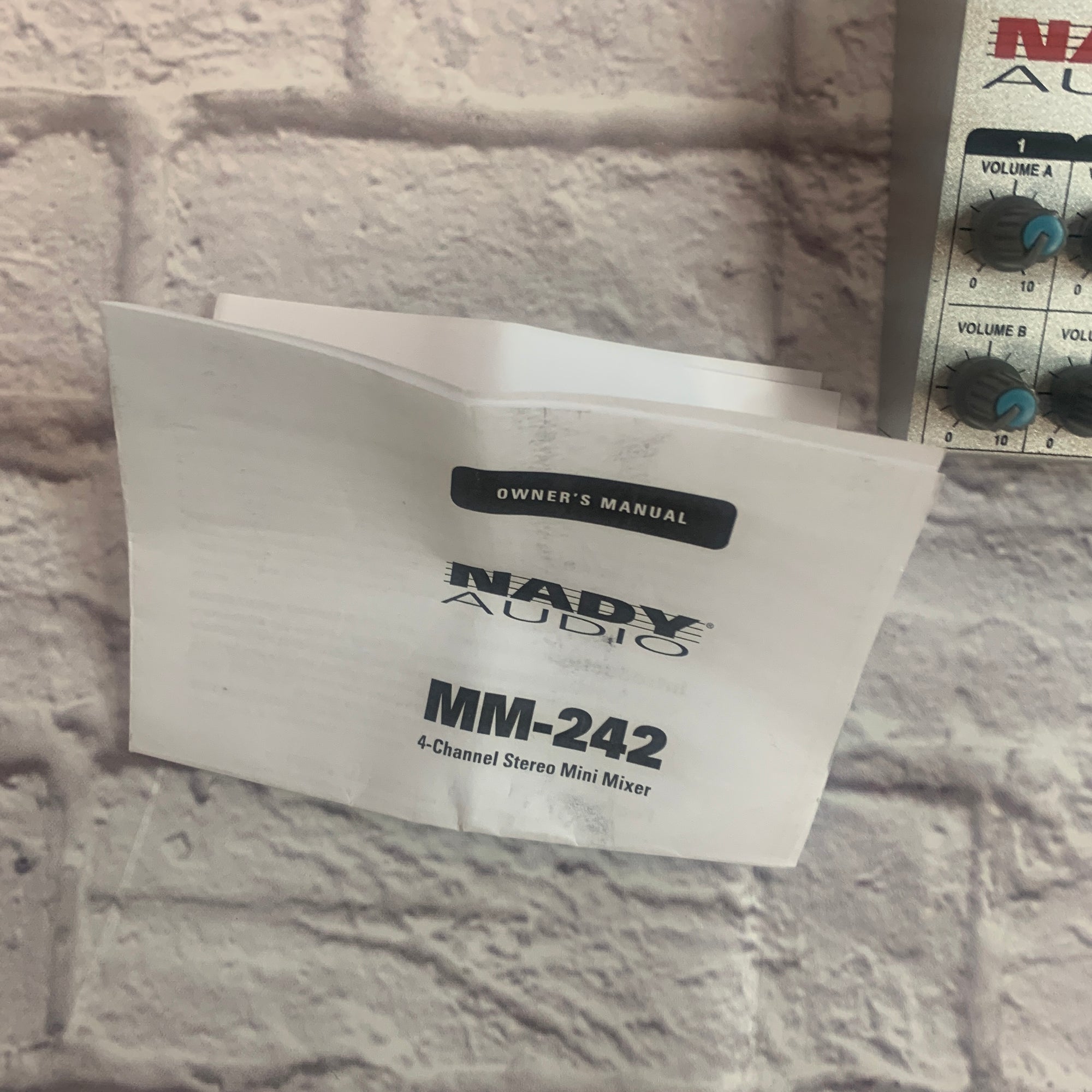 Nady MM-242 Mini Stereo Mixer