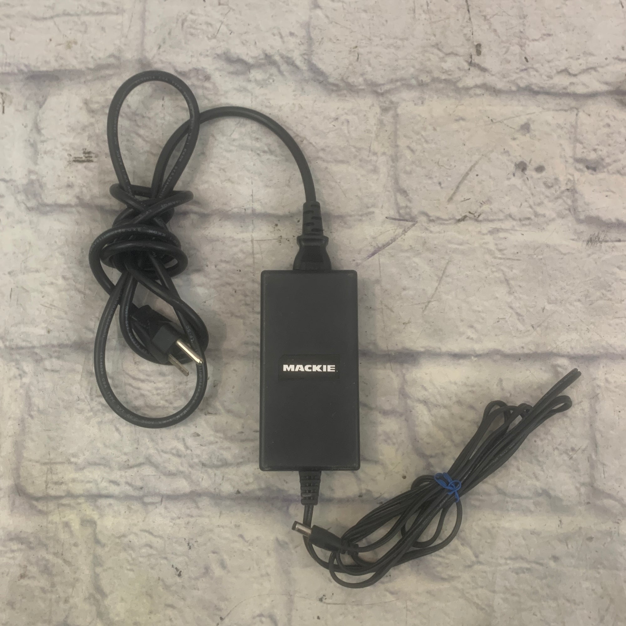 Mackie OEM SB-074A0F 7.5V DC Center Positive 4A Power Supply for Mackie Control Universal Pro SMPS, Extender N1949, Magic Logic Control emagic Human User Interface, APX