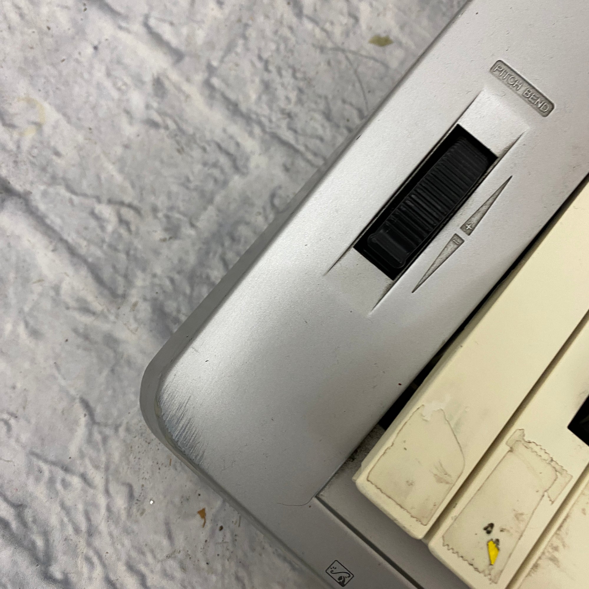 Yamaha Portable Grand DGX-200 76-Key Digital Piano