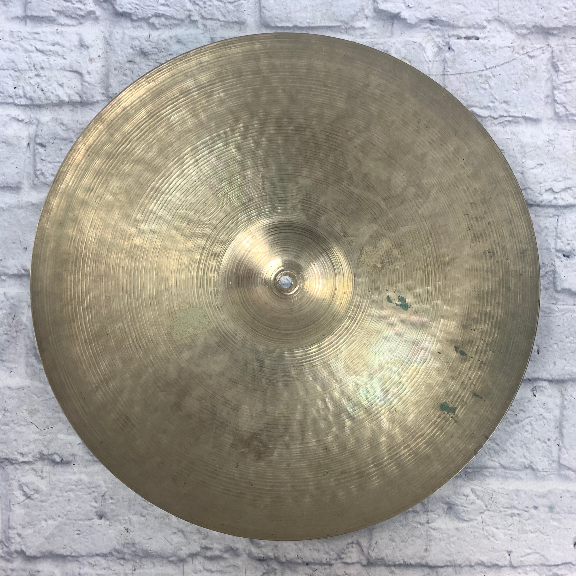 Vintage 1960s Zildjian 19 Crash Cymbal 2000g