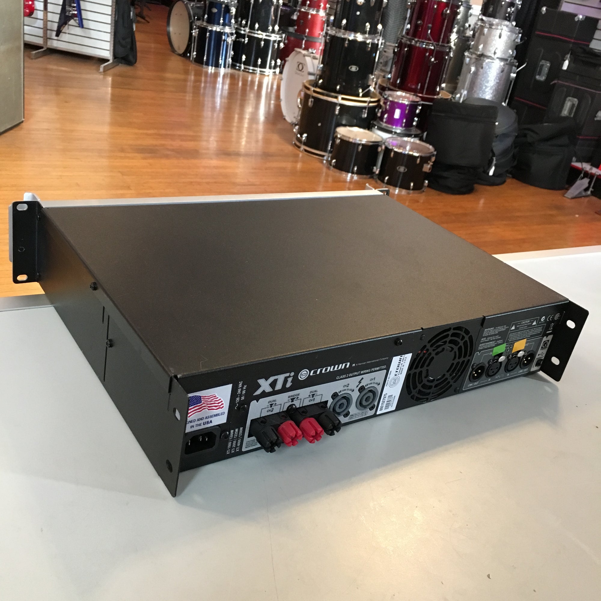 Crown XTI2000 Power Amp
