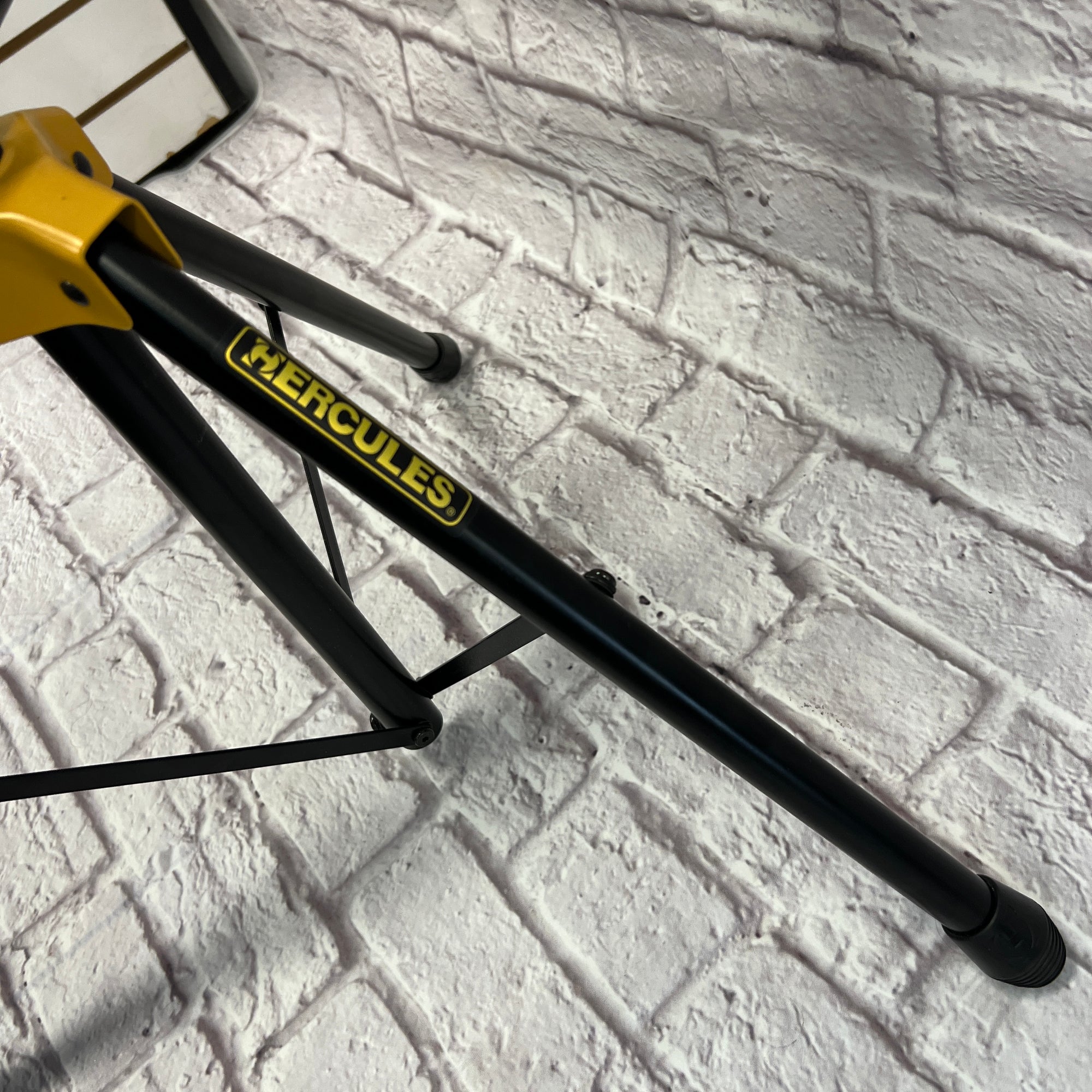 Hercules Dual Guitar Stand