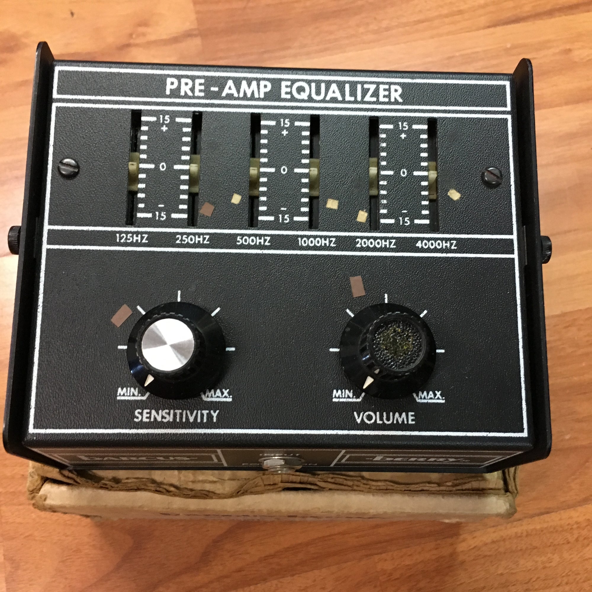 Barcus Berry 1335 Preamp Equalizer