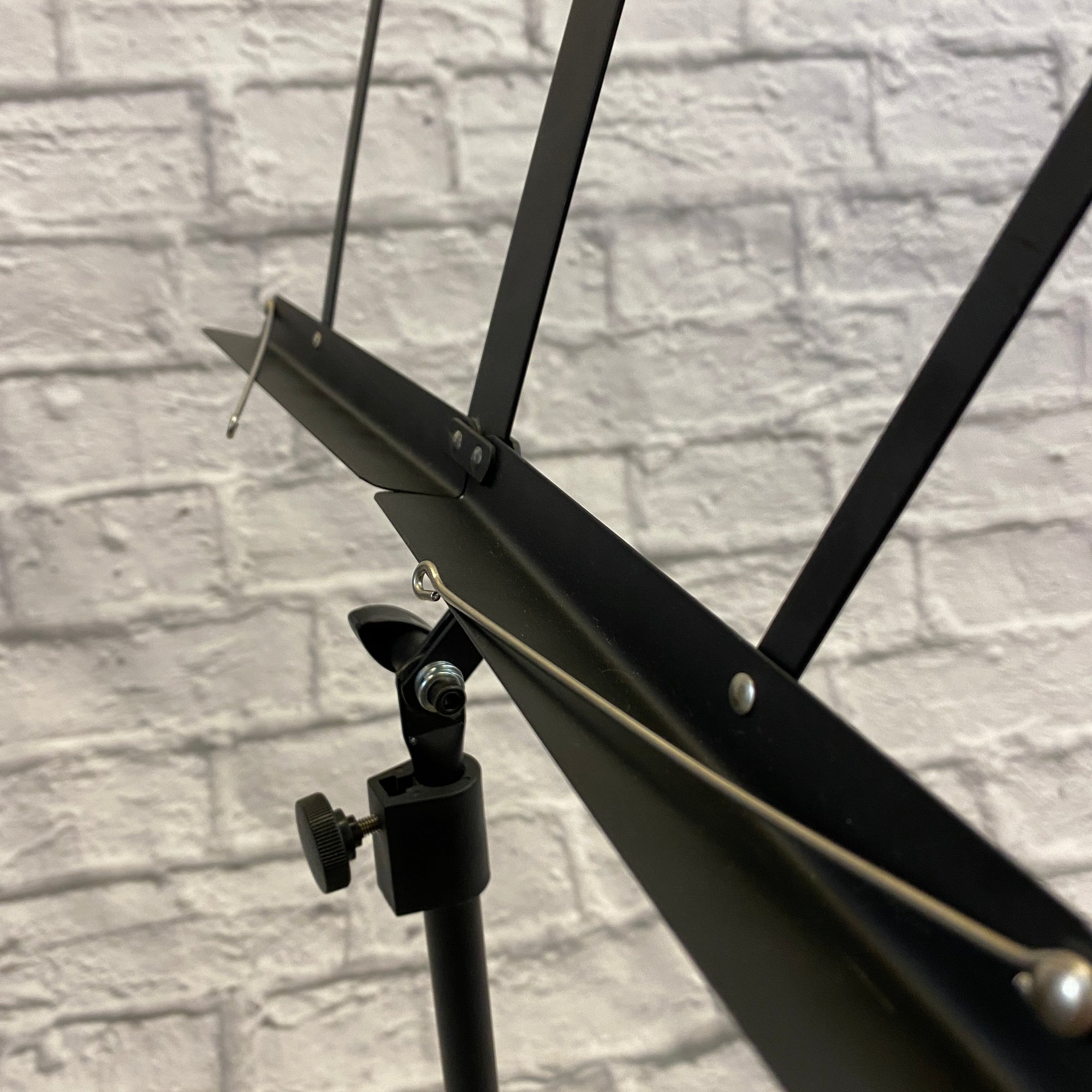 Quinlan & Fabish Black Music Stand