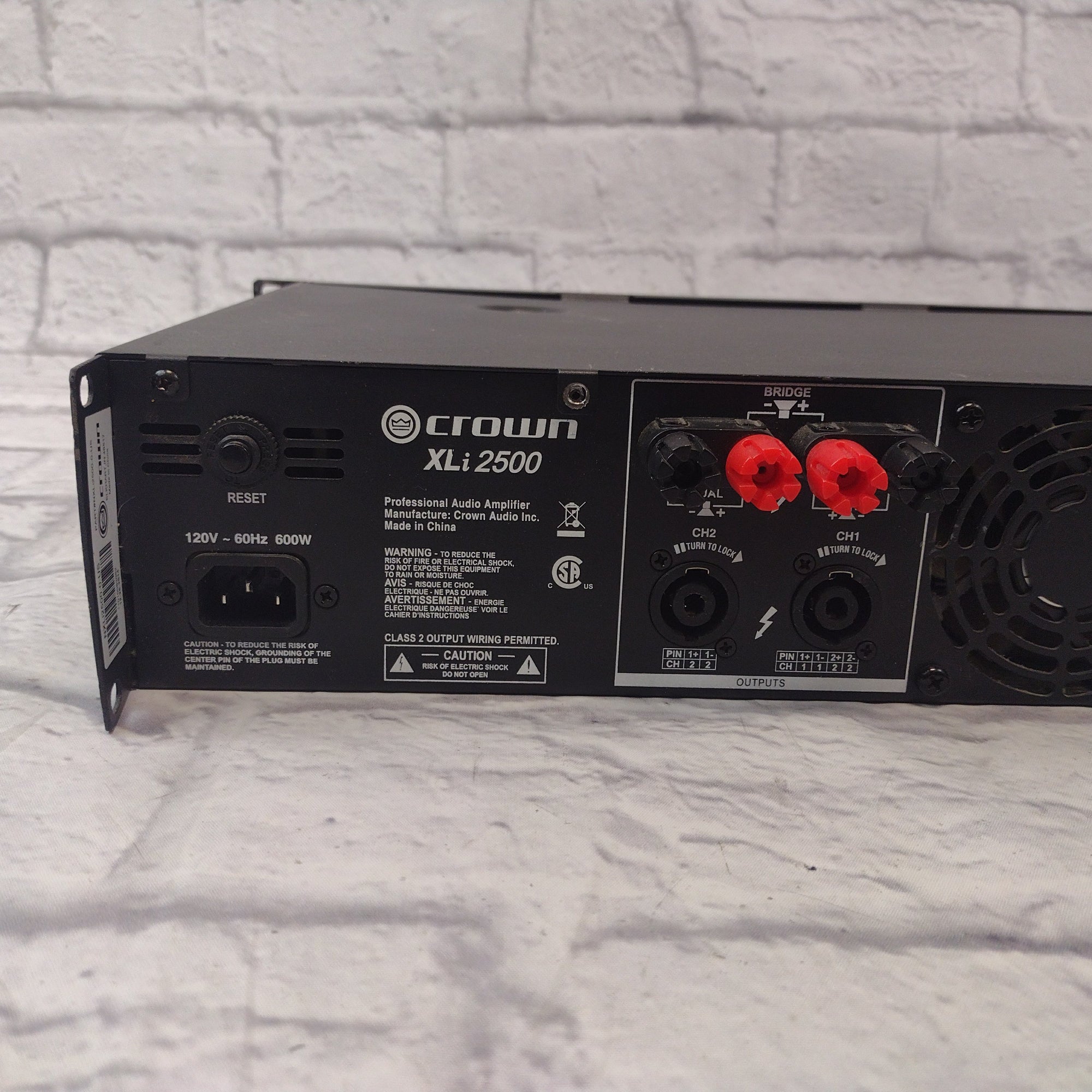 Crown XLI2500 Power Amp