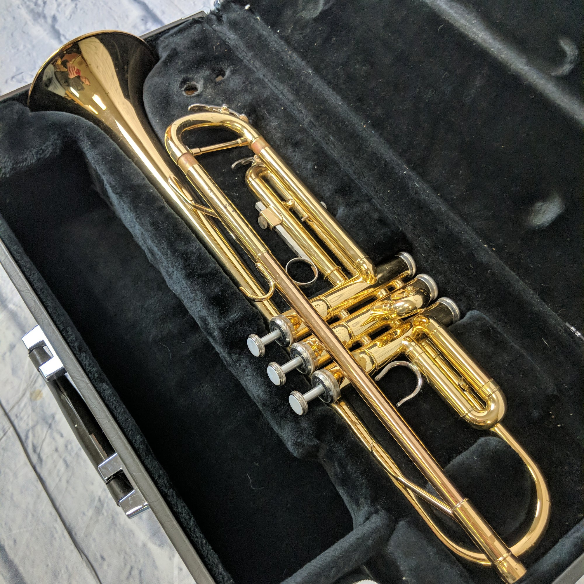 Yamaha ytr2335 Trumpet - Evolution Music