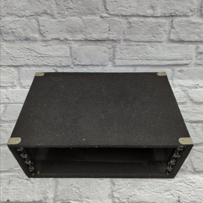 Unknown 4U Carpeted Rack Case with Rack Screws