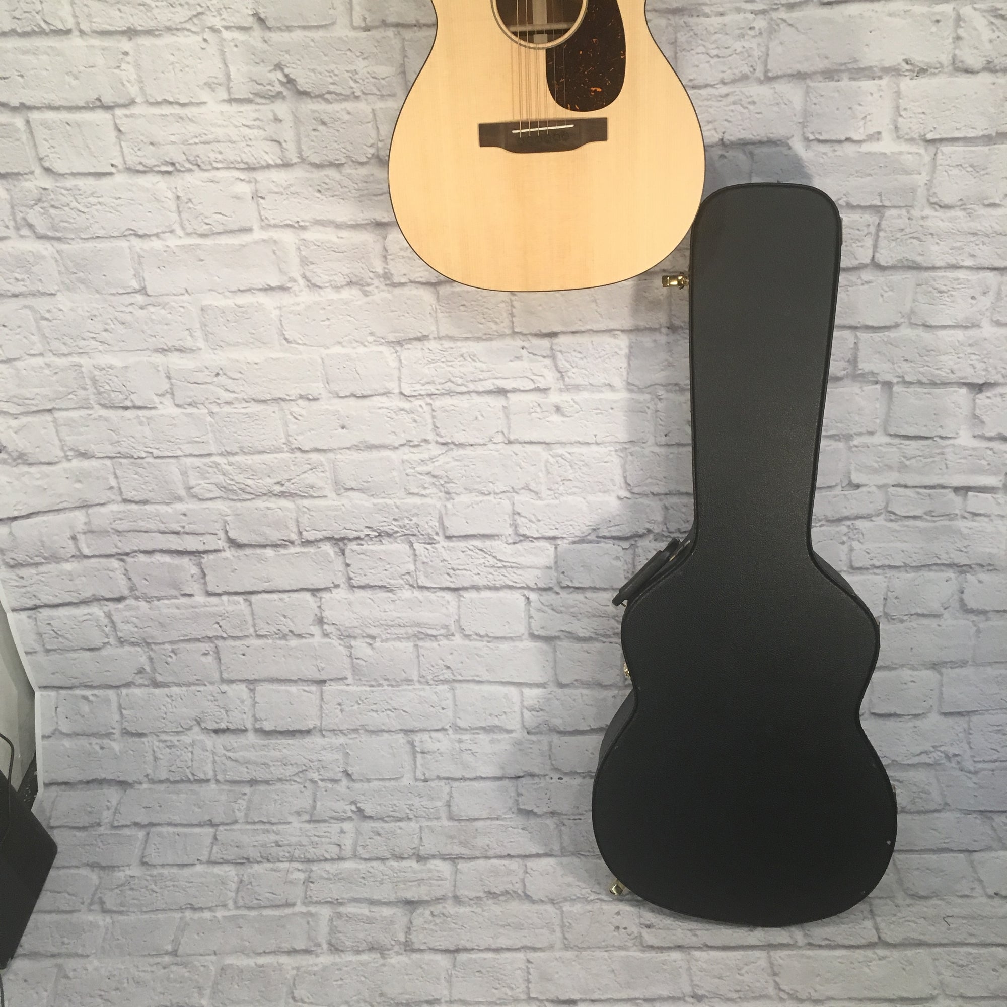 Martin 000-15 Special Acoustic Guitar w Hard Case and K&K Passive Pickup