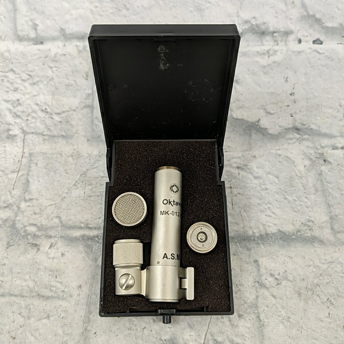 Oktava MK-012-01 Small Diaphagm Condenser Microphone