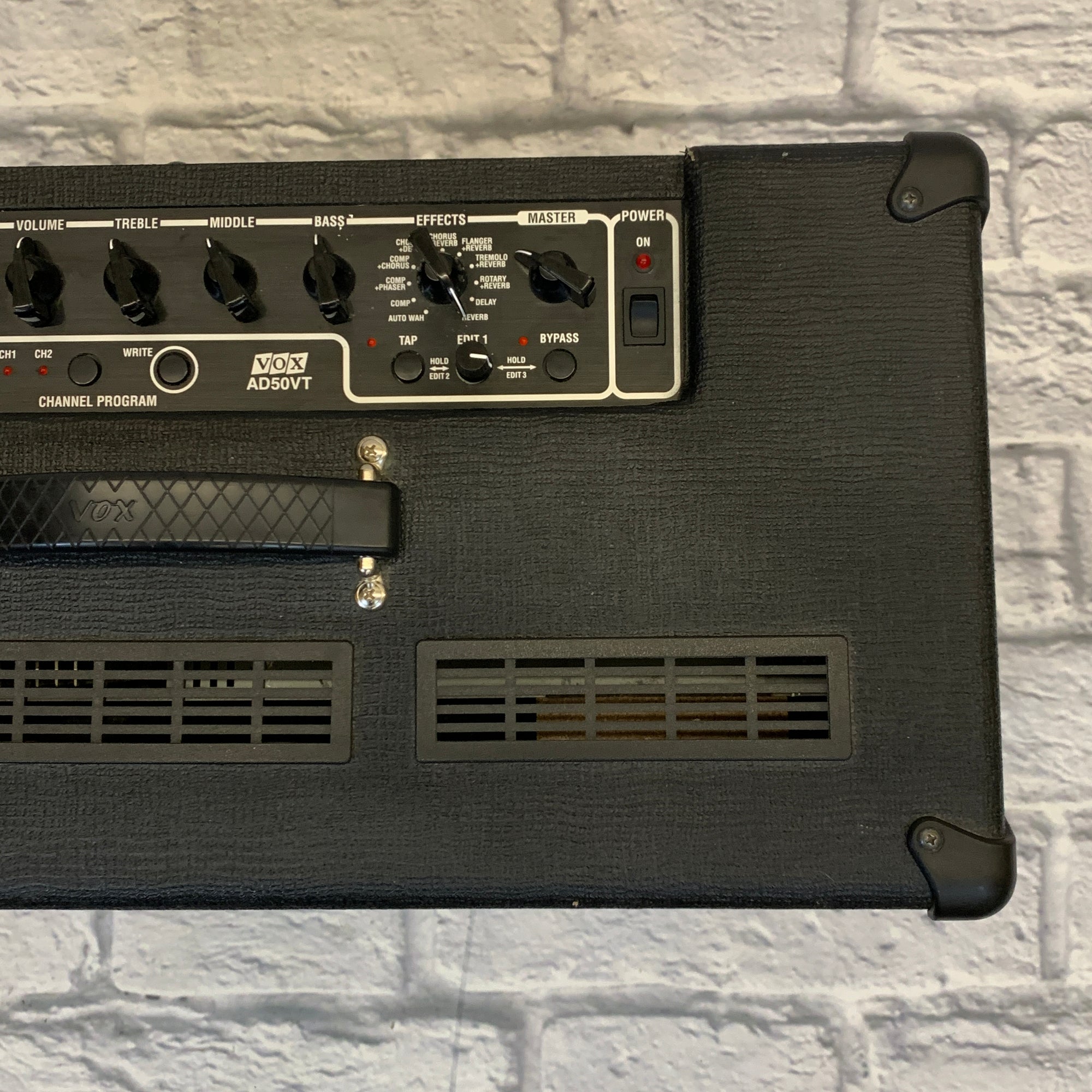 Vox Valvetronix AD50VT 50-Watt 1x12 Hybrid Guitar Combo Amp