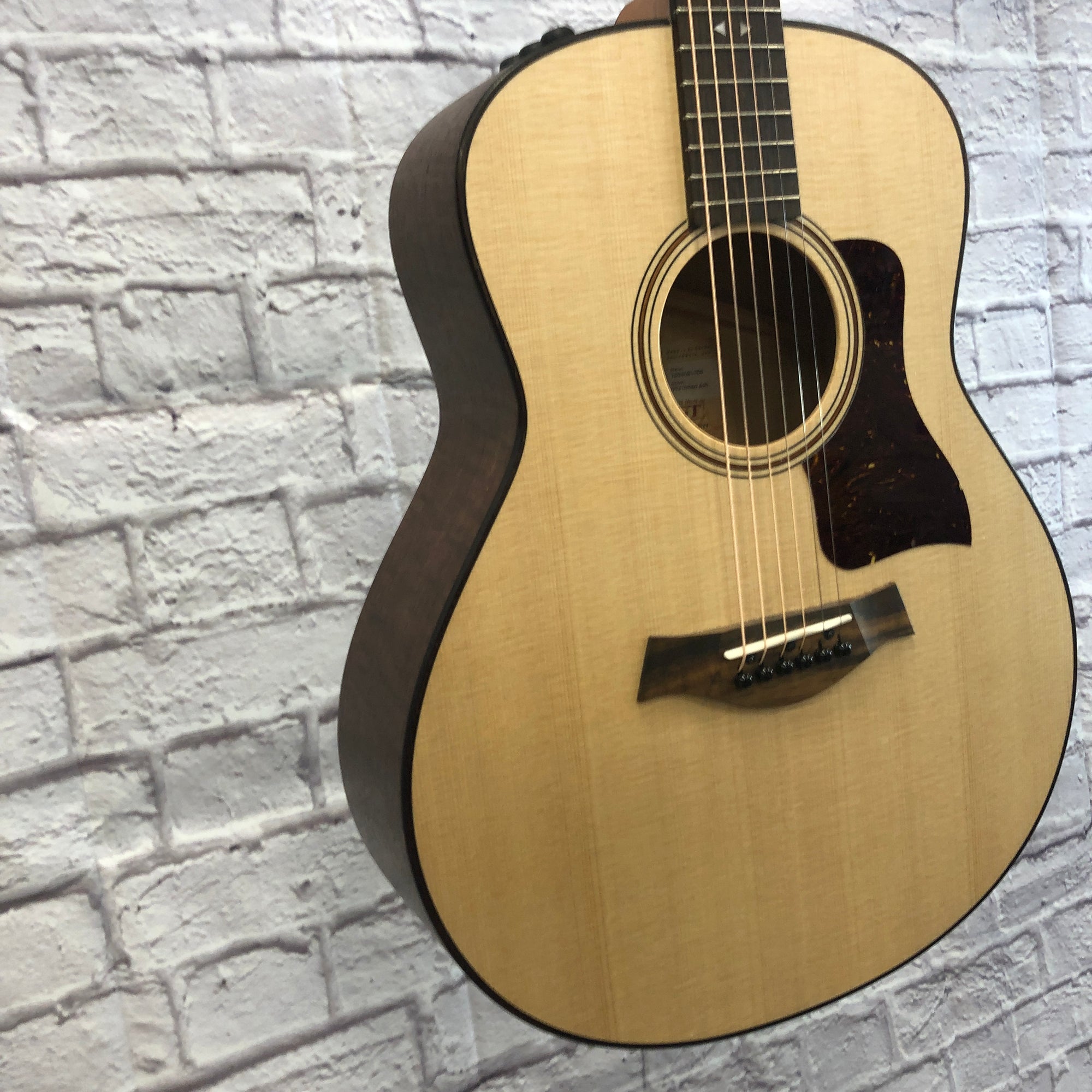 Taylor GTe Urban Ash Grand Theater Acoustic Guitar