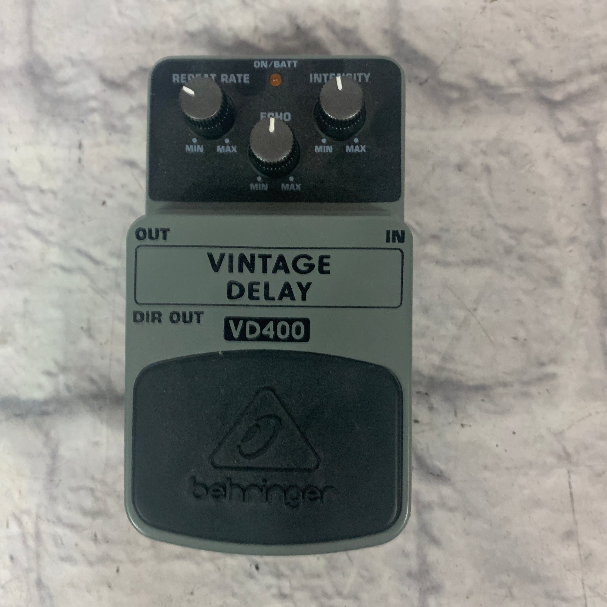Behringer Vintage Delay Delay Pedal