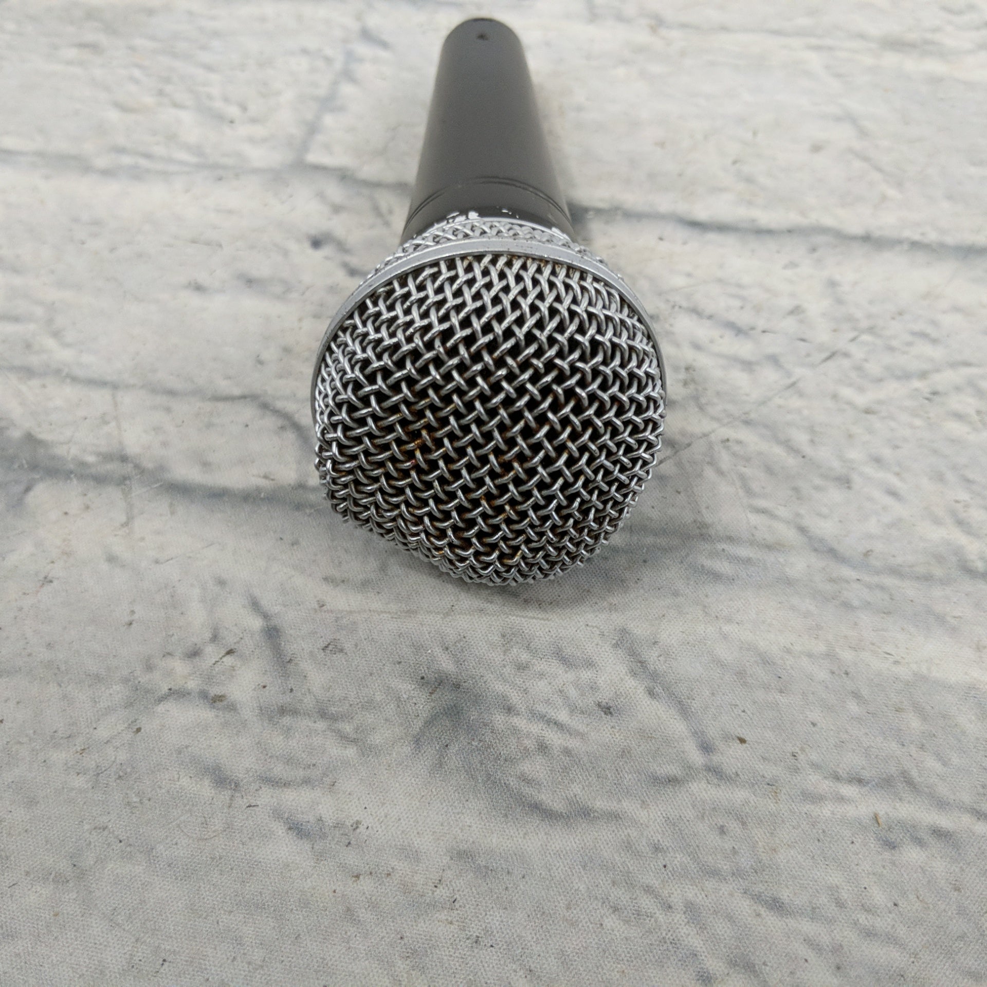 Shure SM48