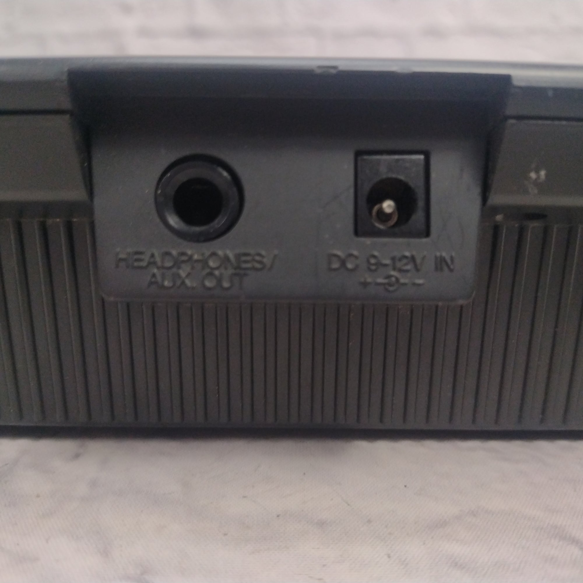 Yamaha Porta Sound PSS-140 Digital Synth