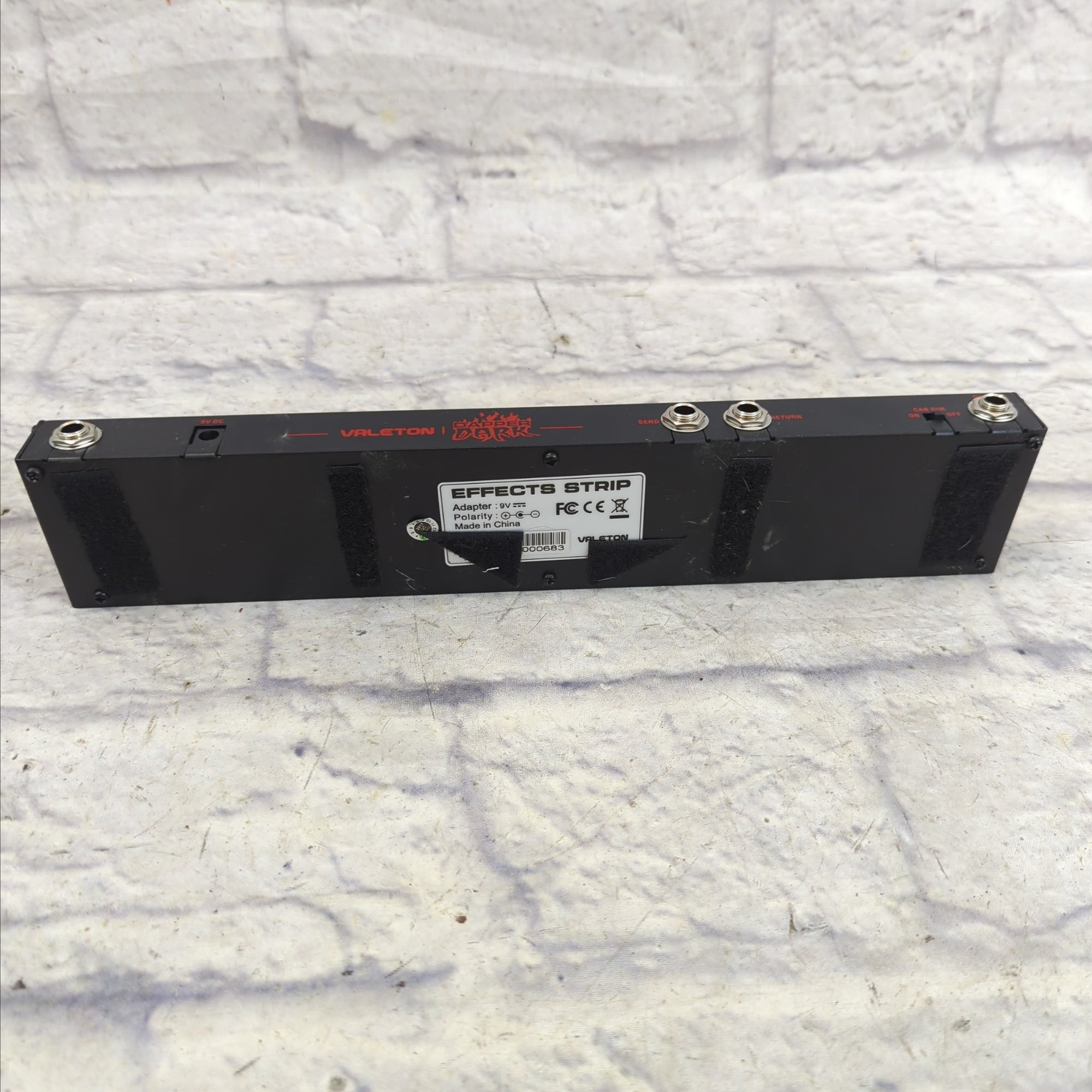 Valeton VES-3 Dapper Dark Multi Effects Strip