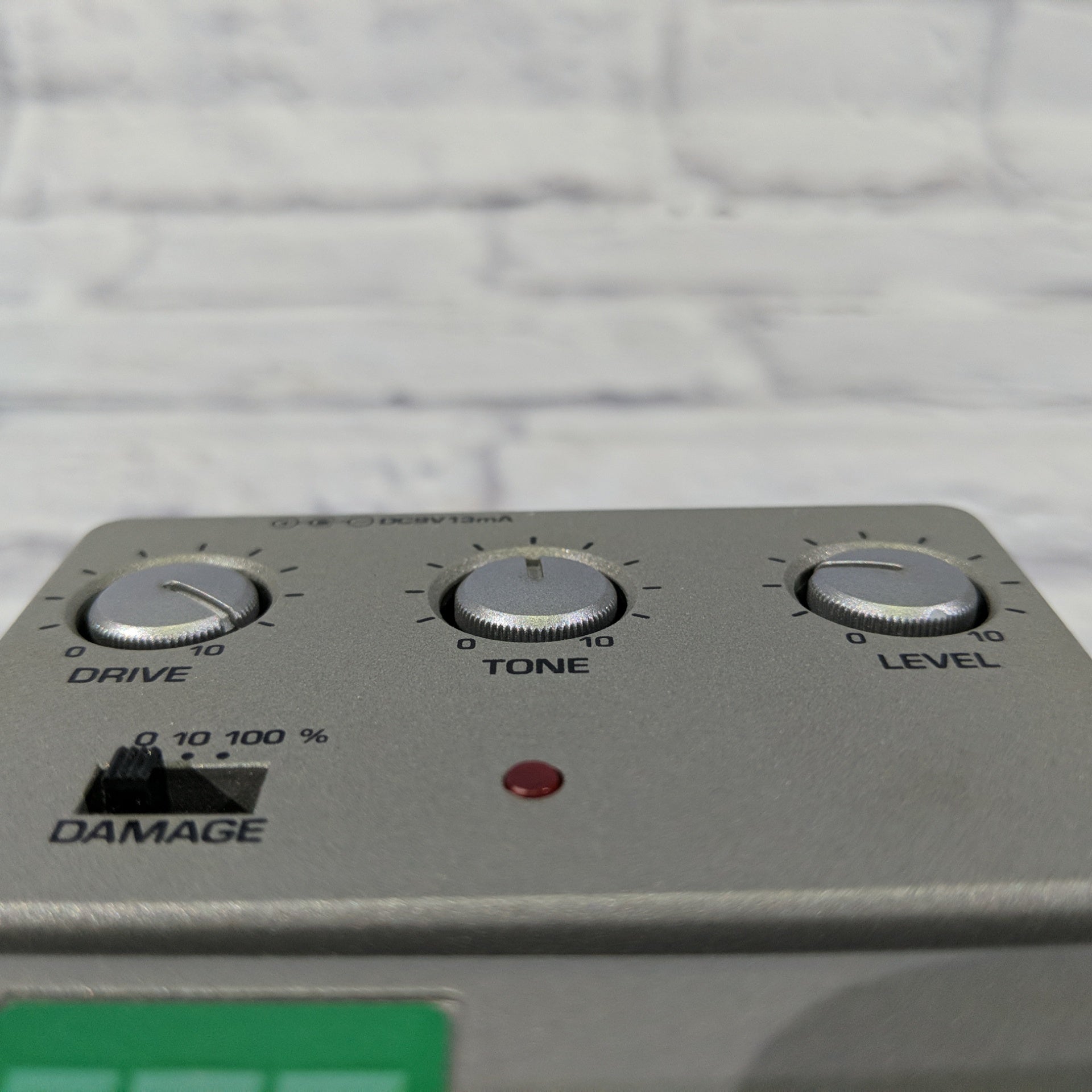 Ibanez Fuzz FZ7 やや難あり sddefault.jpg