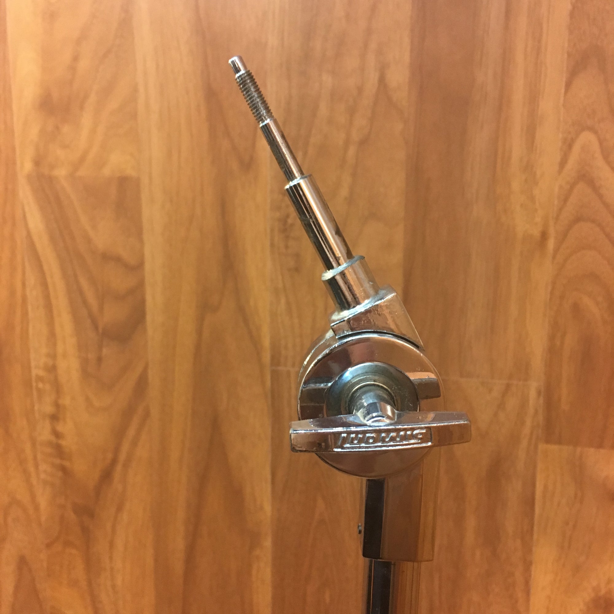 Ludwig Straight Cymbal Stand (missing leg nut)