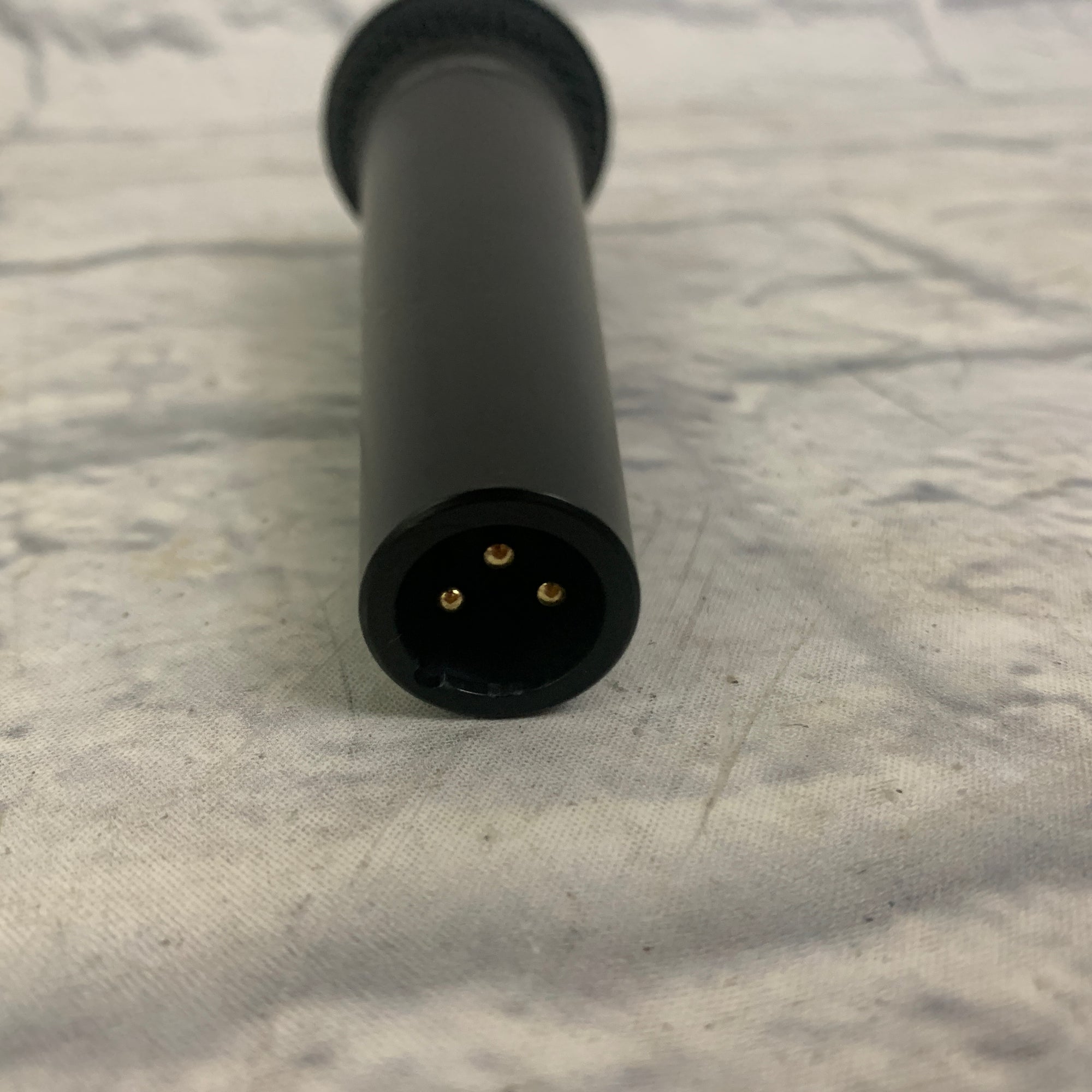 Digital Reference DRV100 Dynamic Vocal Microphone Evolution Music