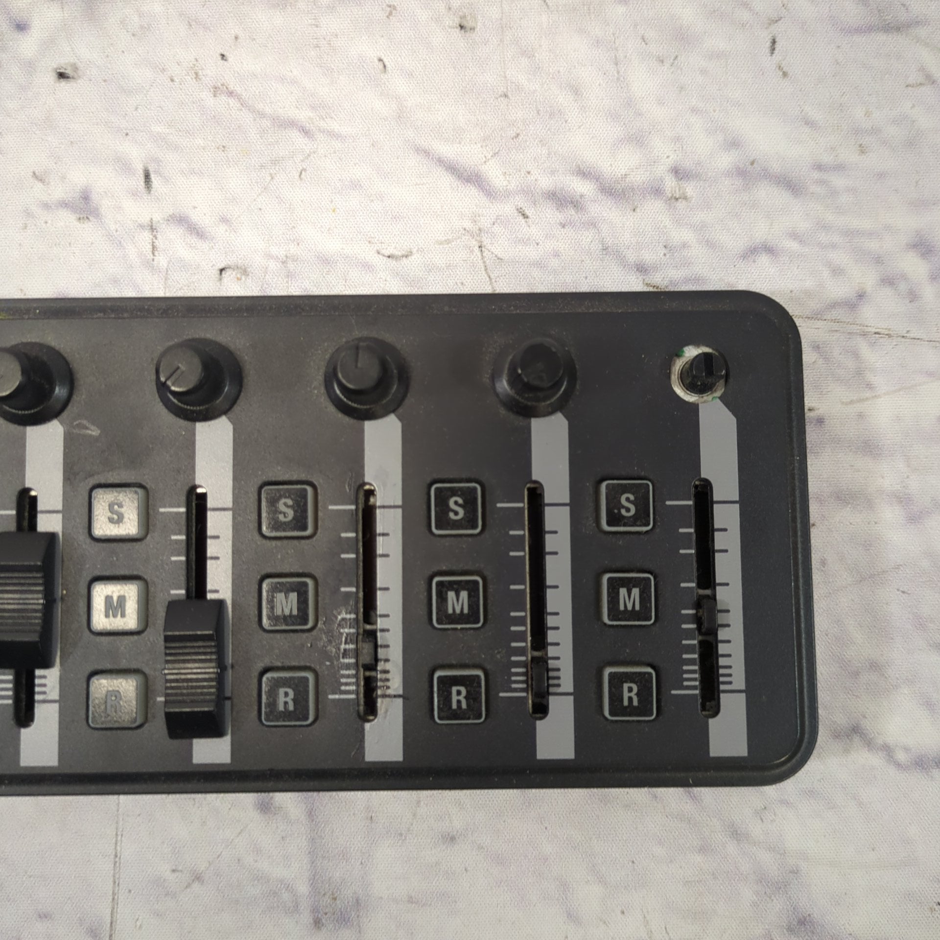Korg nano kontrol 2
