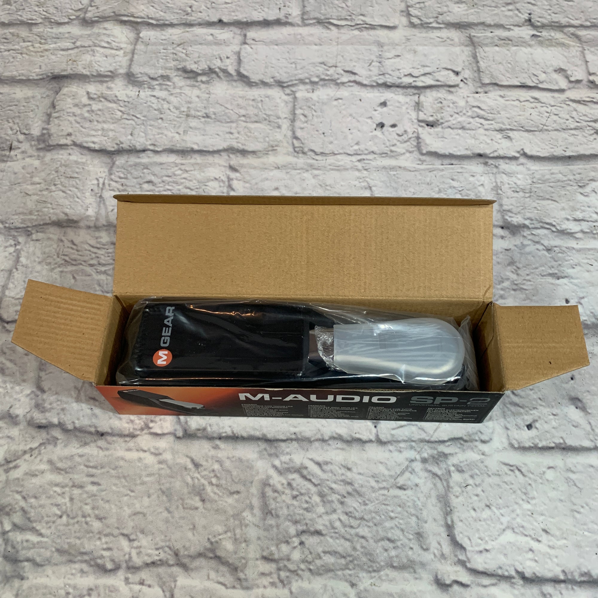 sustain pedal sp 2 M-Audio SP-2 Universal Sustain Pedal