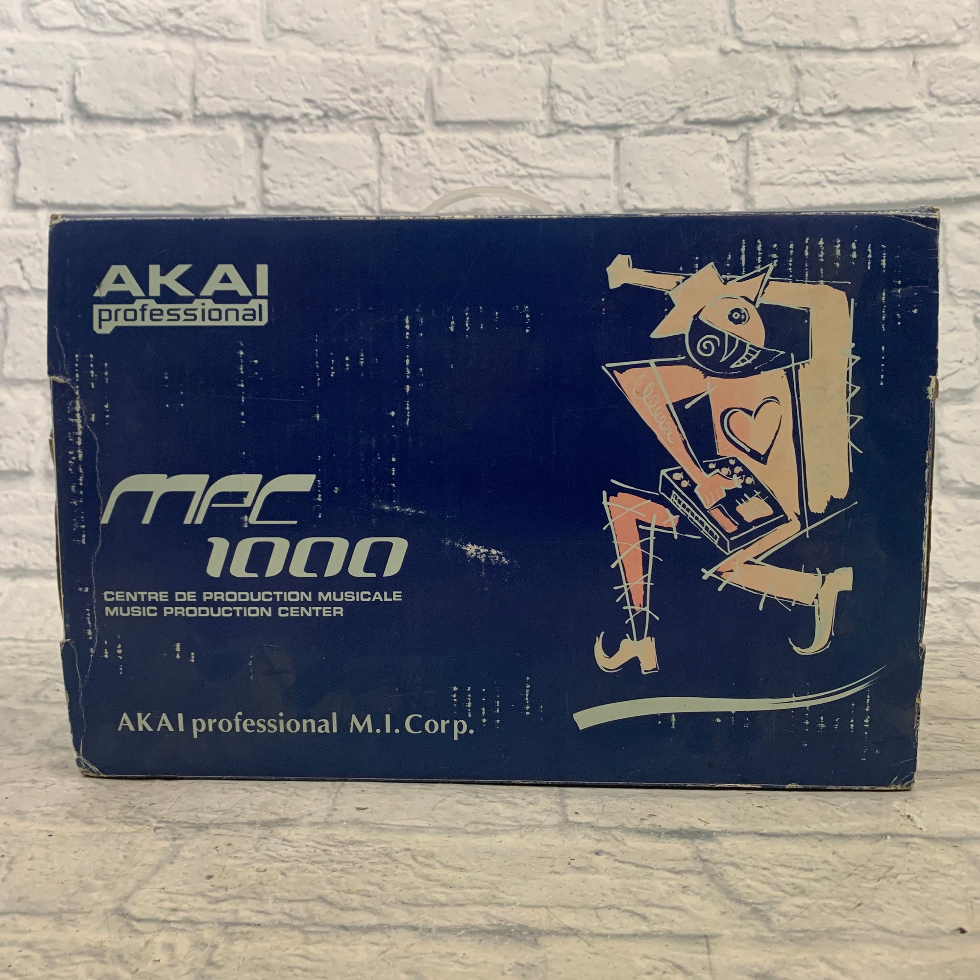 Akai MPC1000 Music Production Center Electric Drum Machine and Sequencer