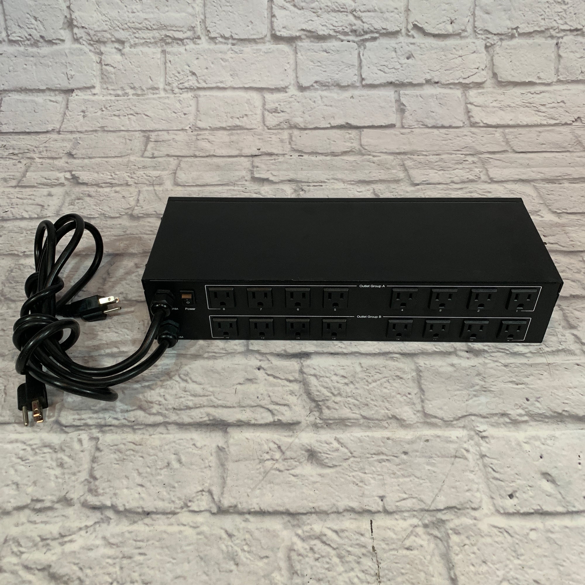 Synacess NP-16 Power System