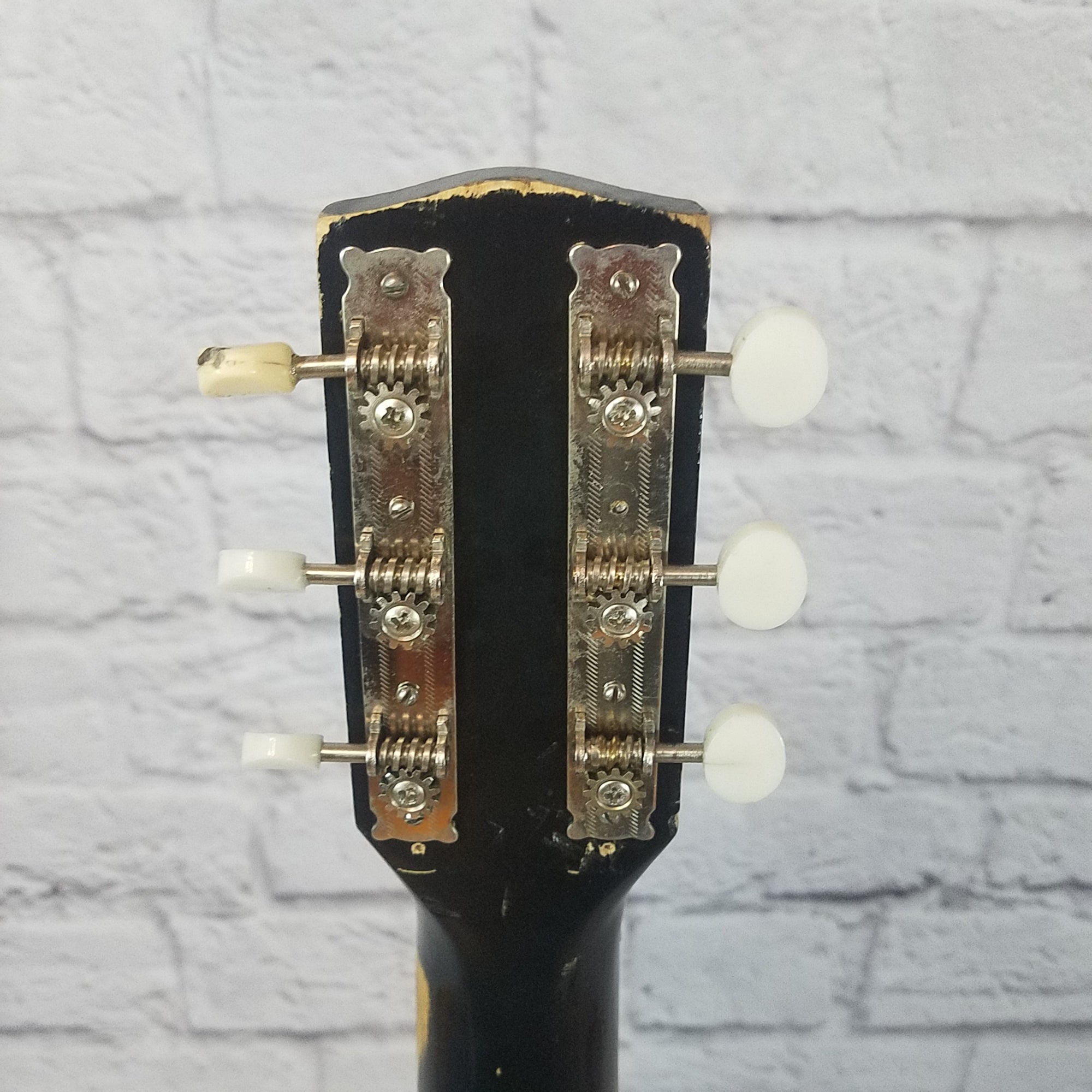 Vintage 60's Silvertone 604 Parlor Acoustic Guitar