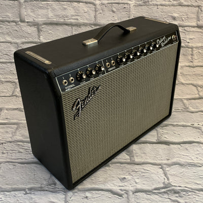 Fender 1965 Deluxe Reverb Reissue w/Foot switch and Slip Cover