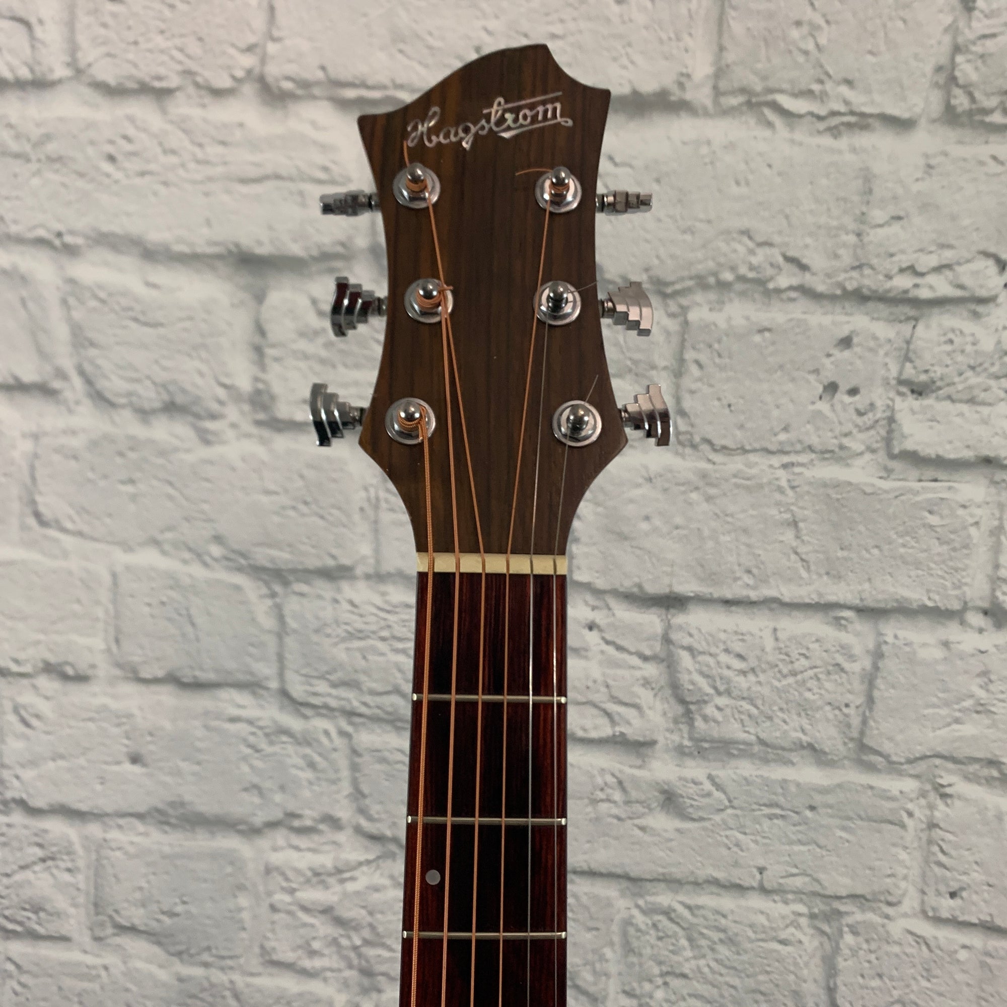 Hagstrom O102S Concert Acoustic Guitar w/ Gig Bag
