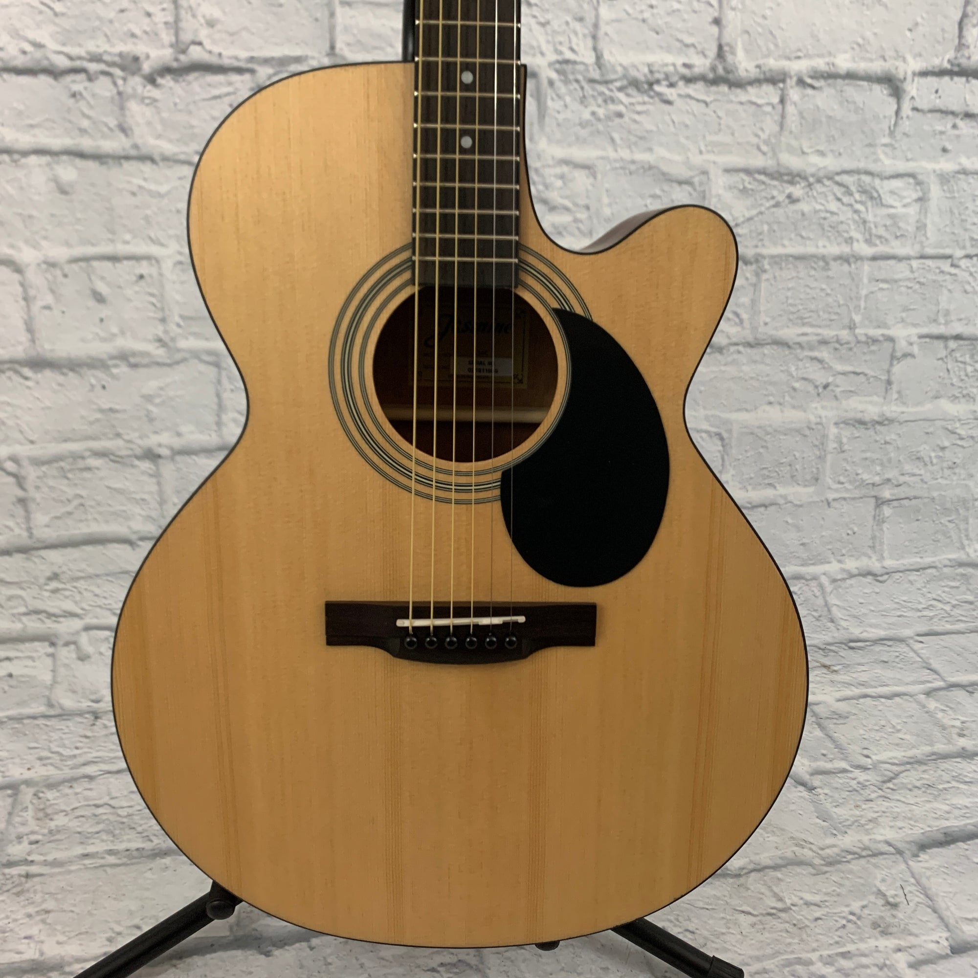 Jasmine S-34C Cutaway Acoustic Guitar - Natural